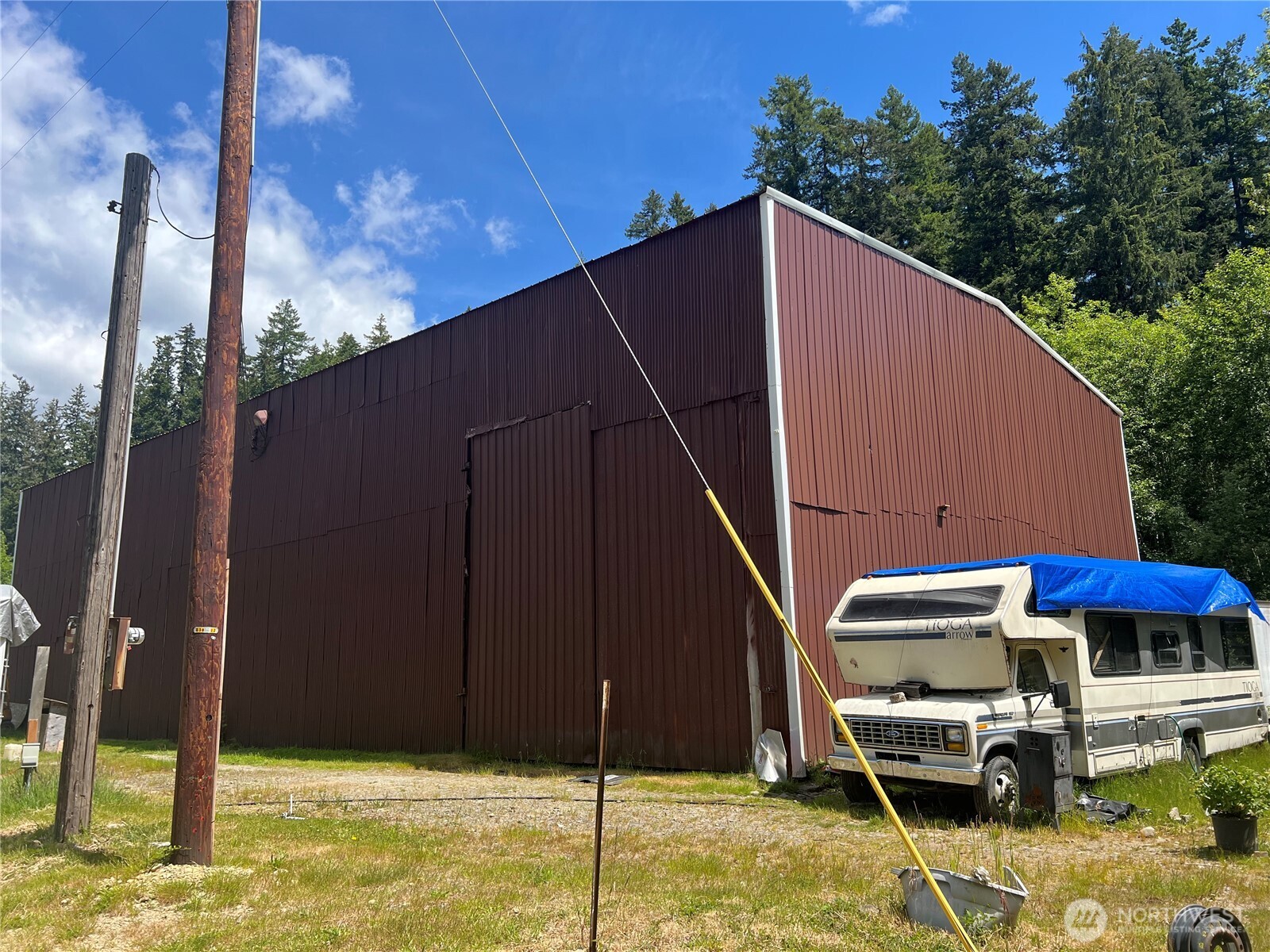 main property photo 15