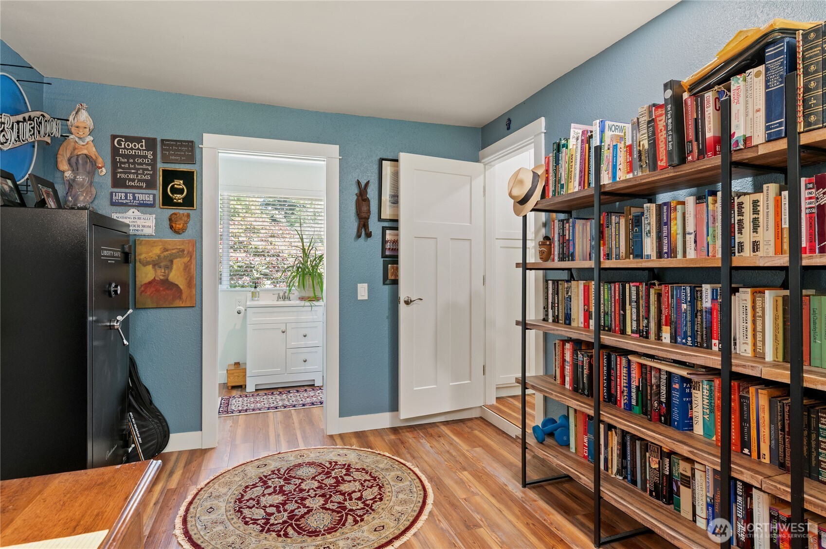 main property photo 20