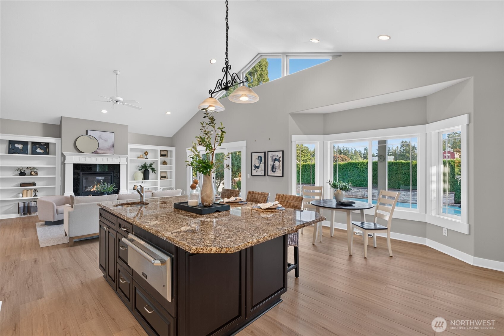 property viewer photo 12