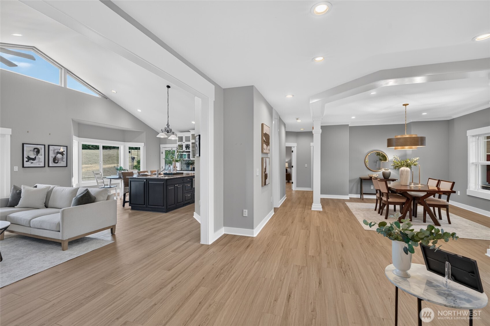 property viewer photo 13