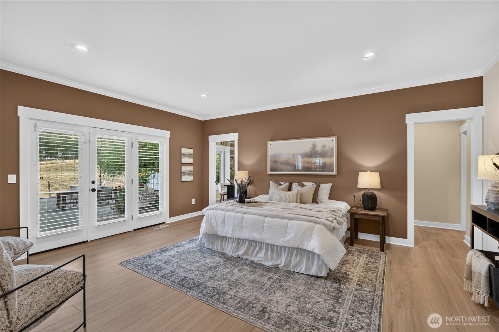 property viewer photo 15