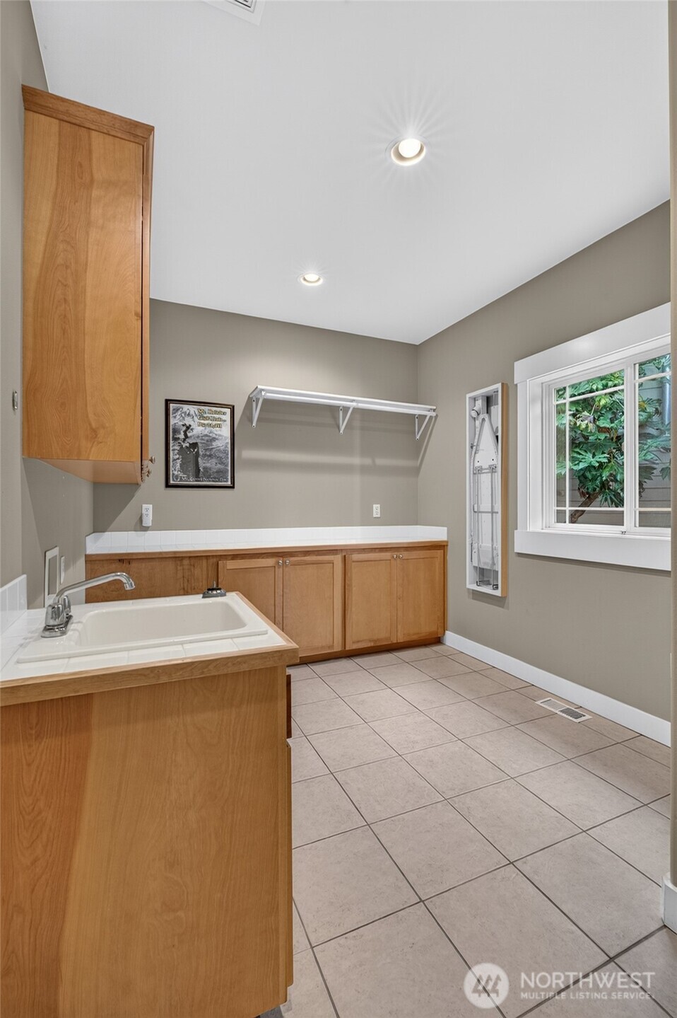property viewer photo 24