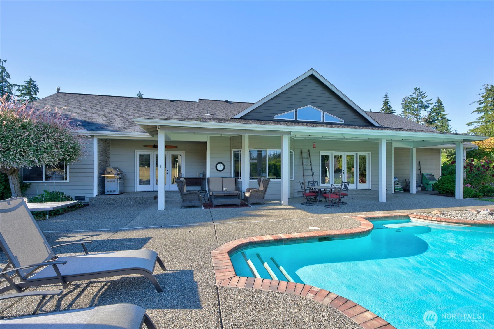 property viewer photo 27