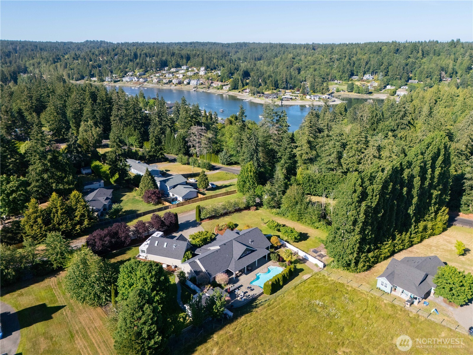 property viewer photo 3