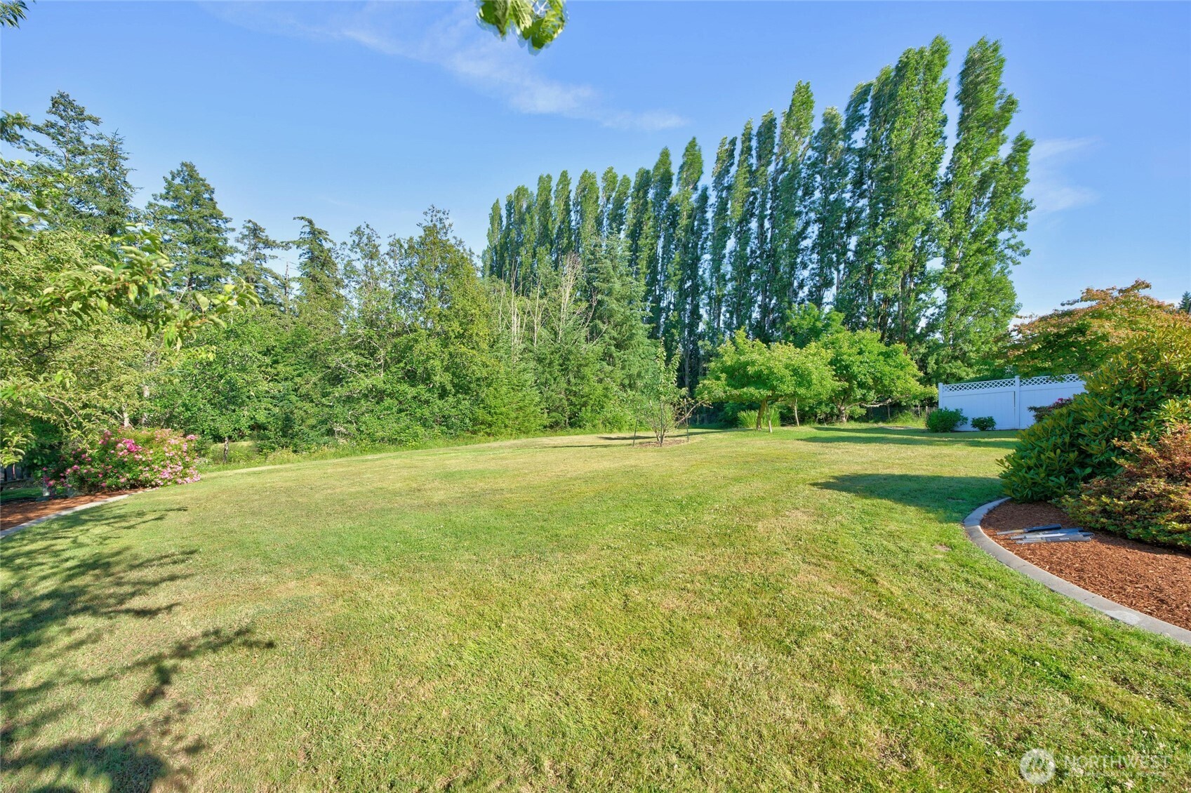property viewer photo 30