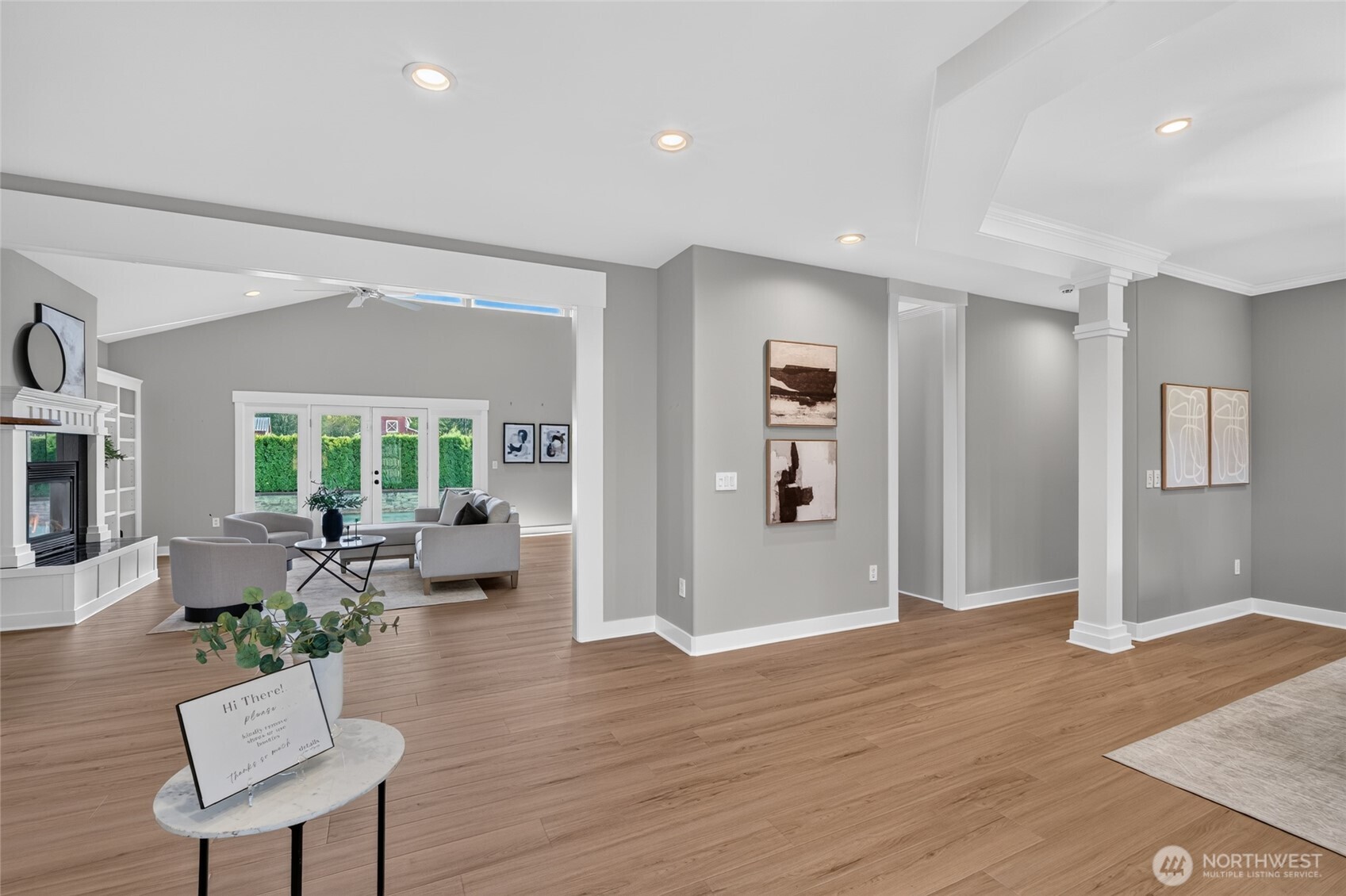 property viewer photo 6
