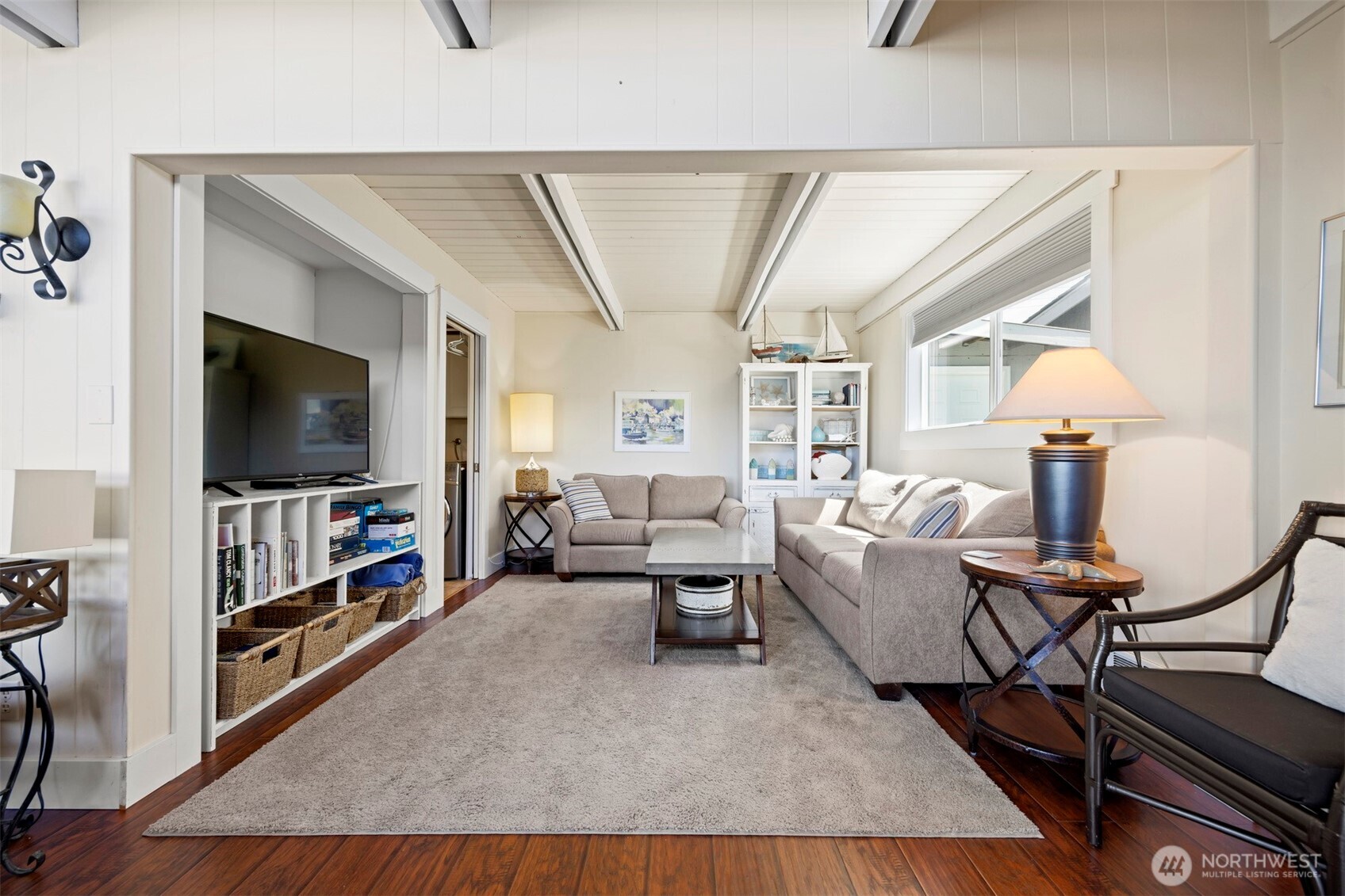 property viewer photo 10