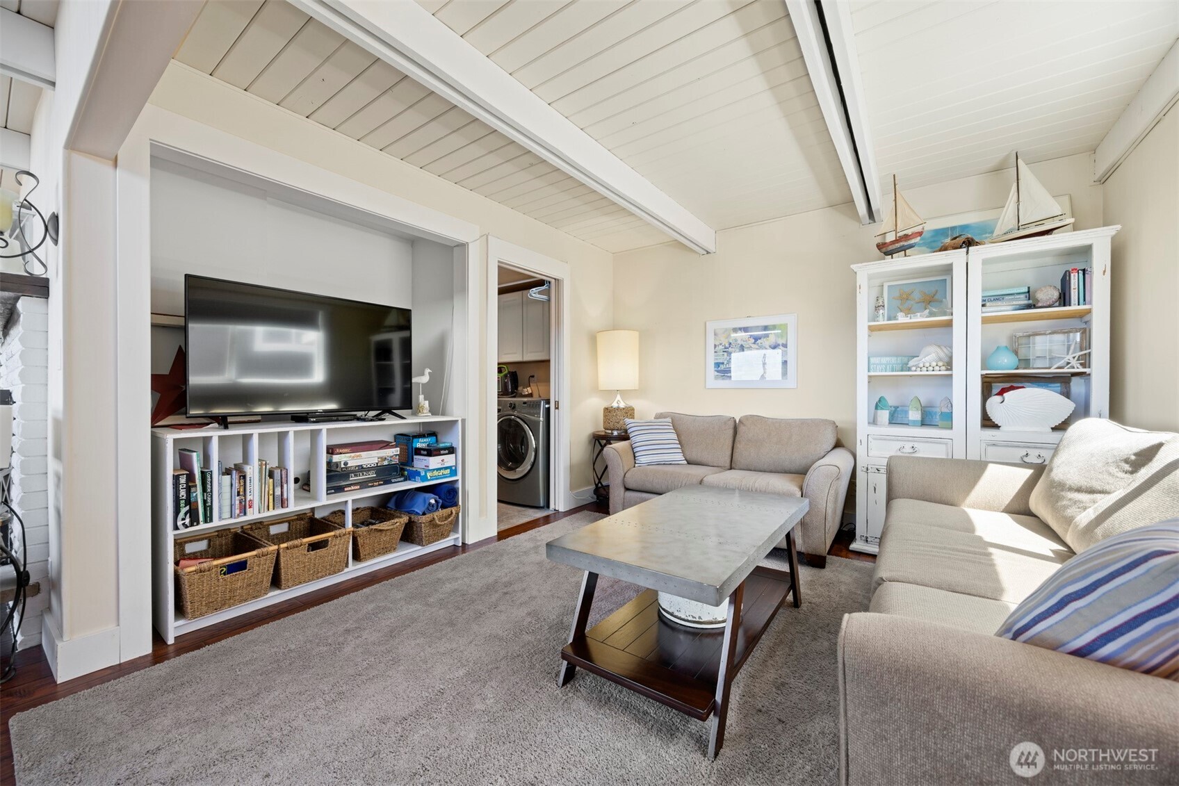 property viewer photo 12