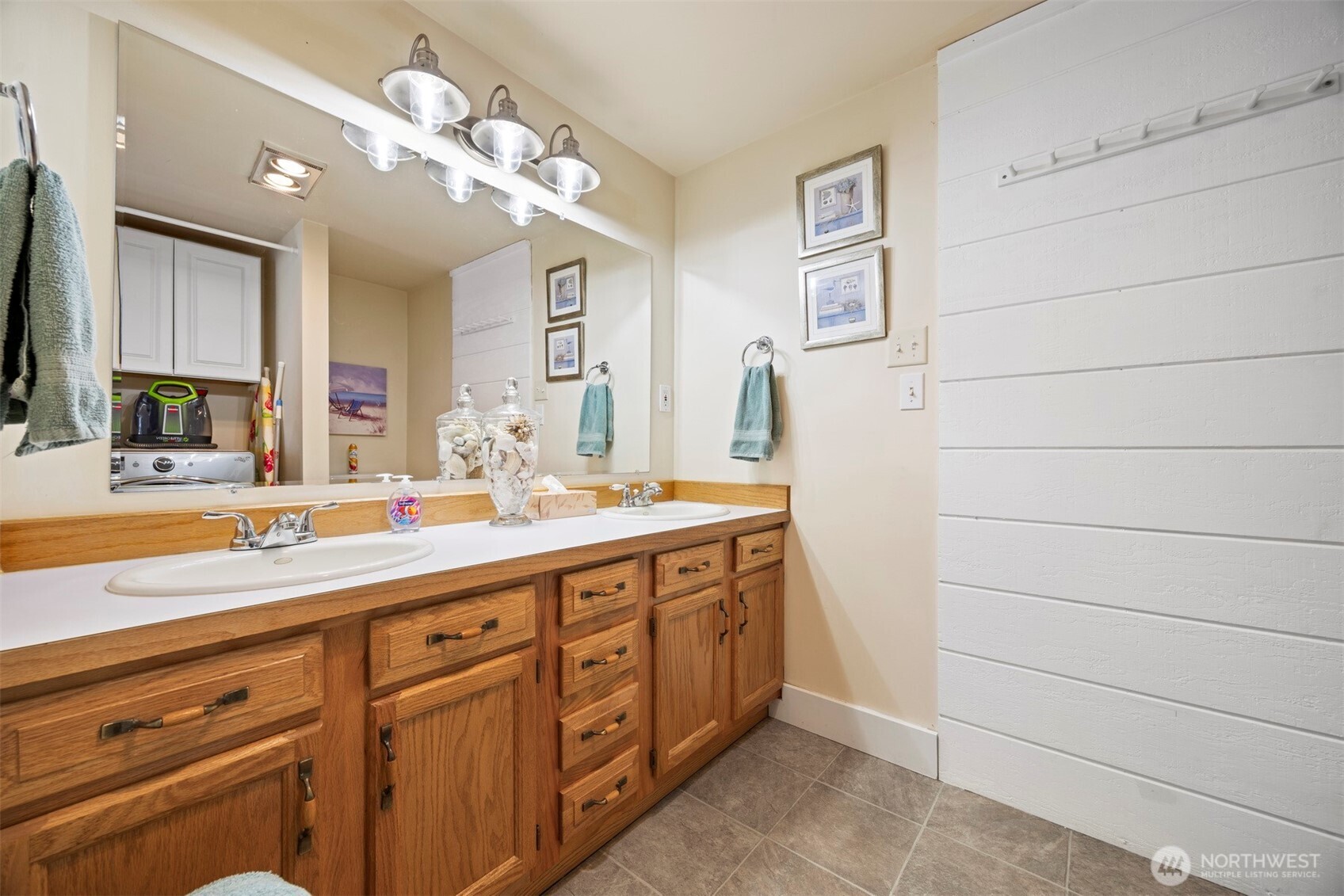 property viewer photo 14