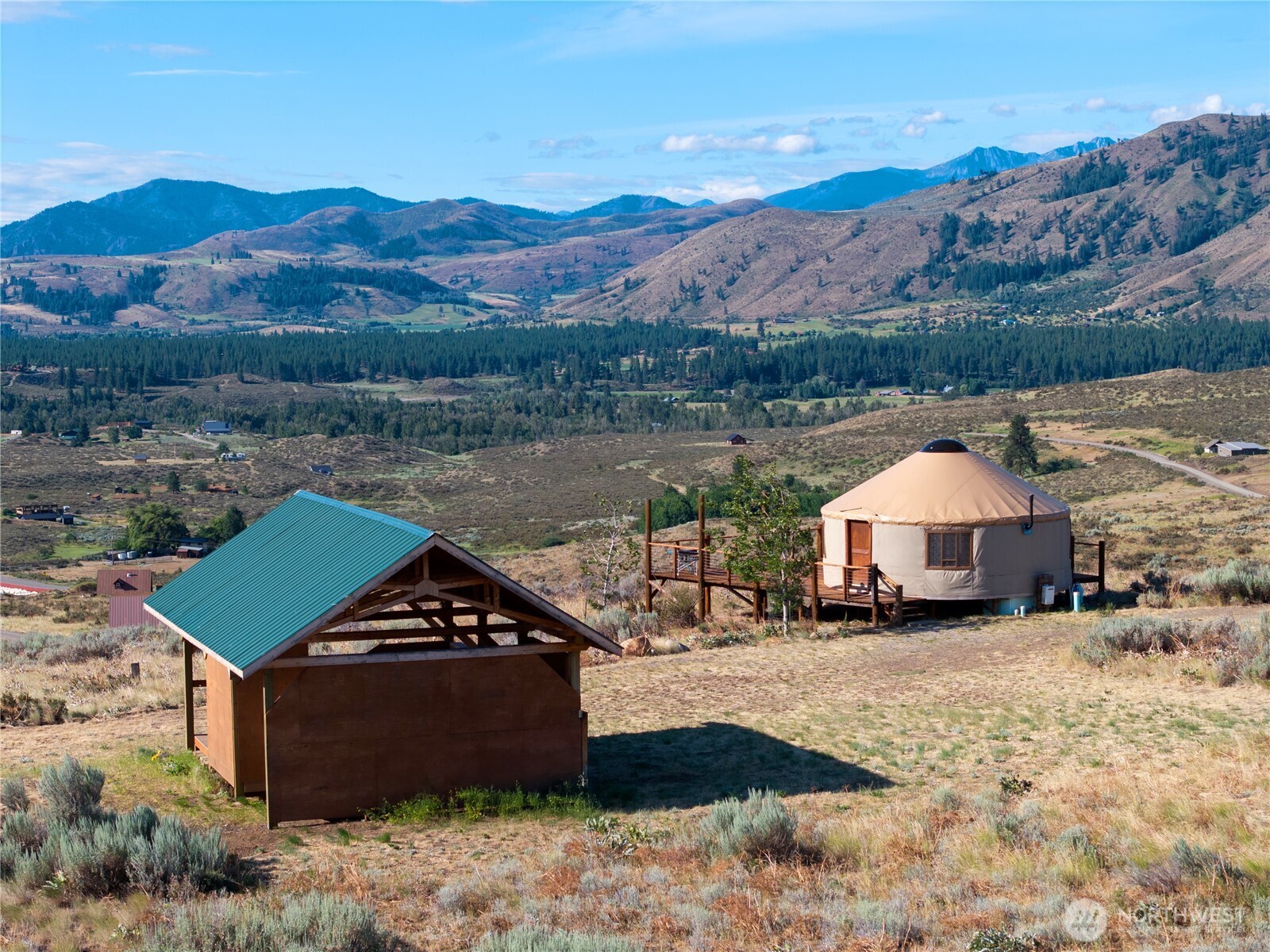 main property photo 3