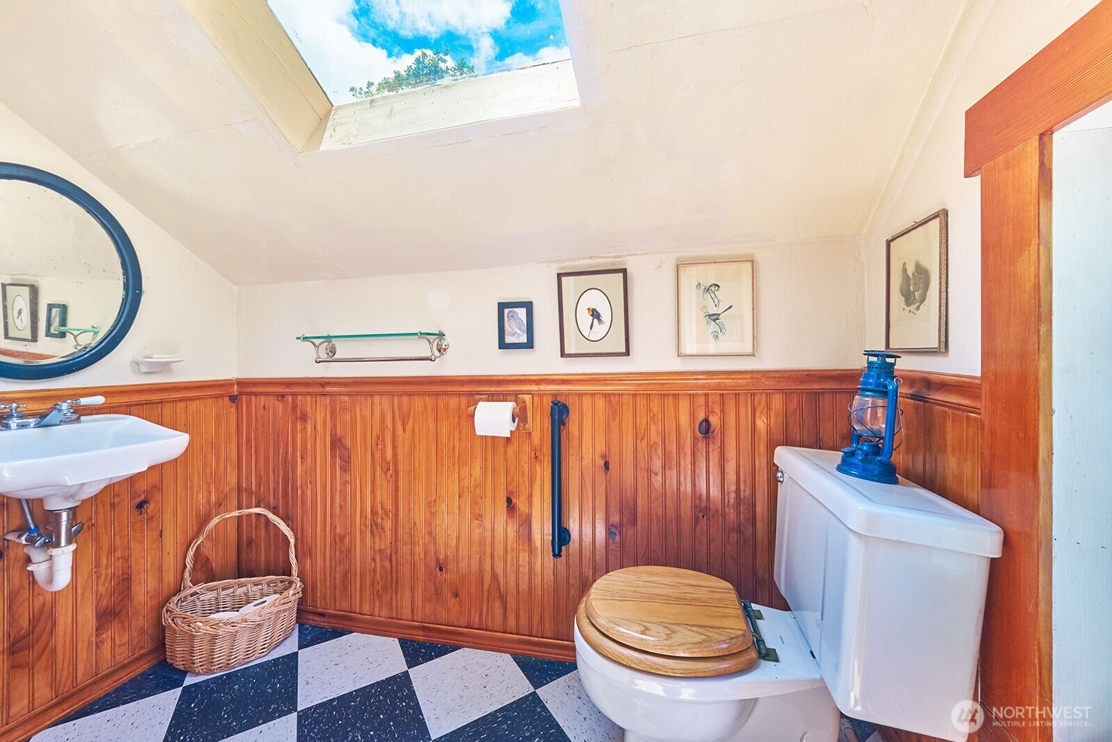 main property photo 14