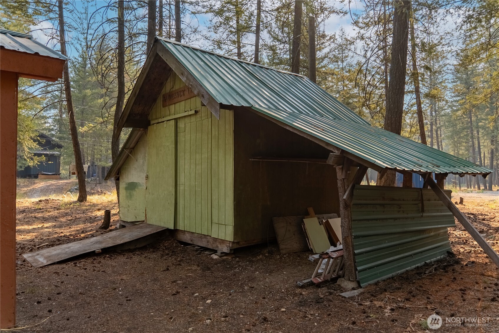 main property photo 18