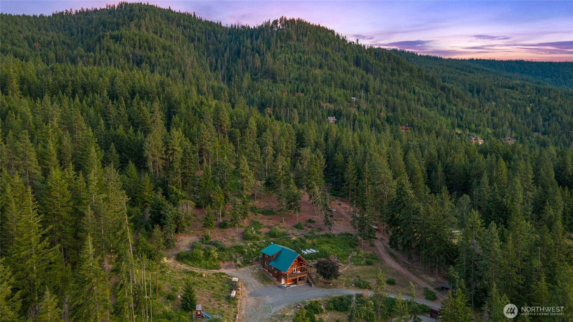 main property photo 28