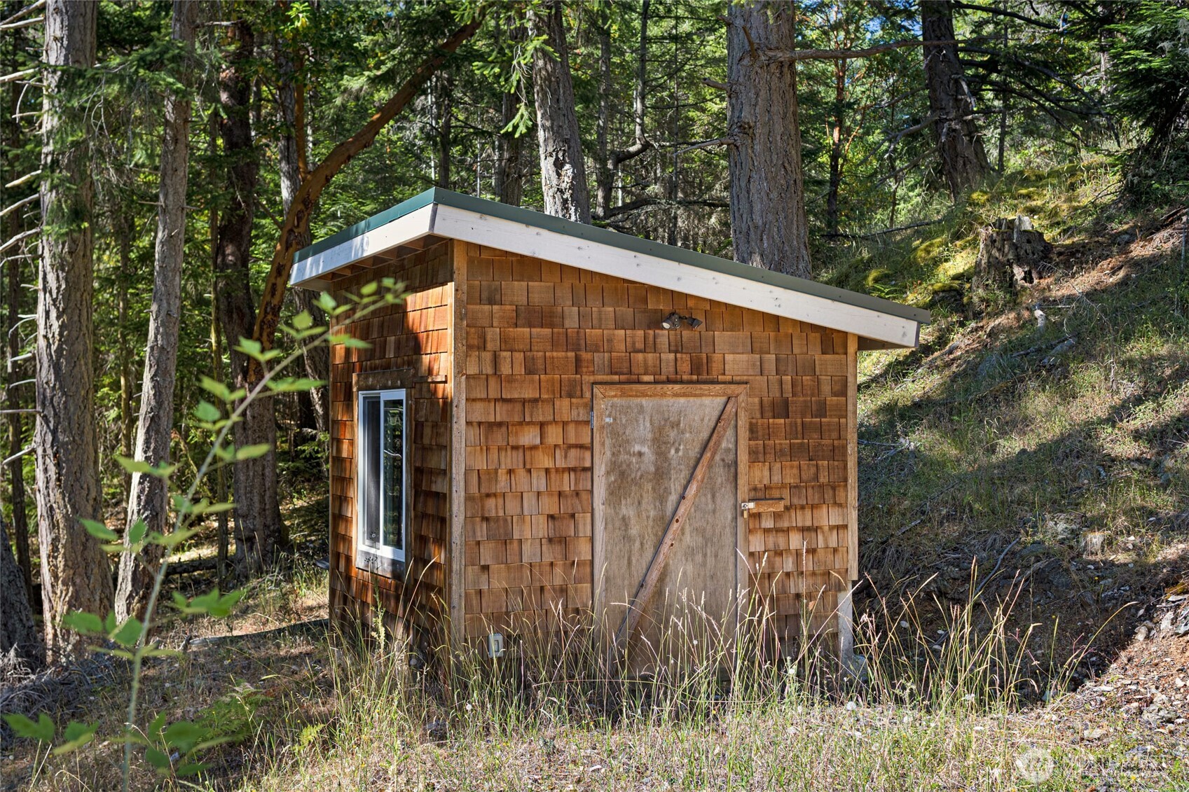 main property photo 15
