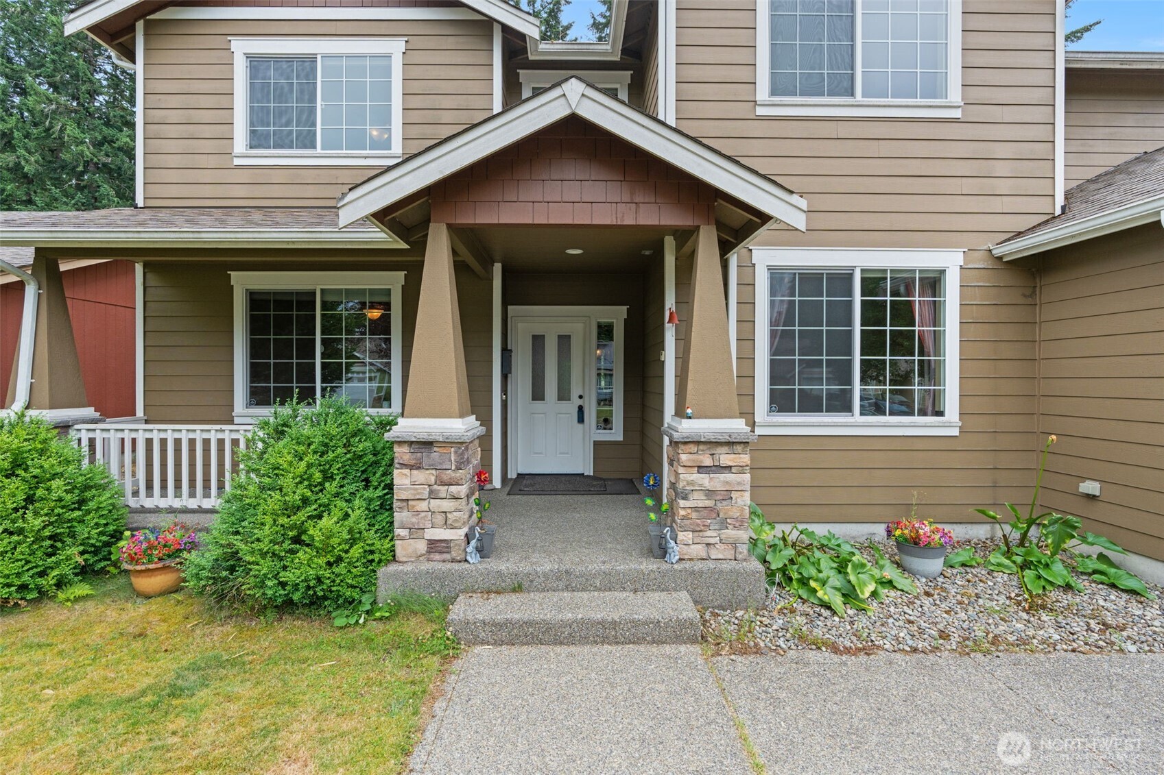 property viewer photo 2