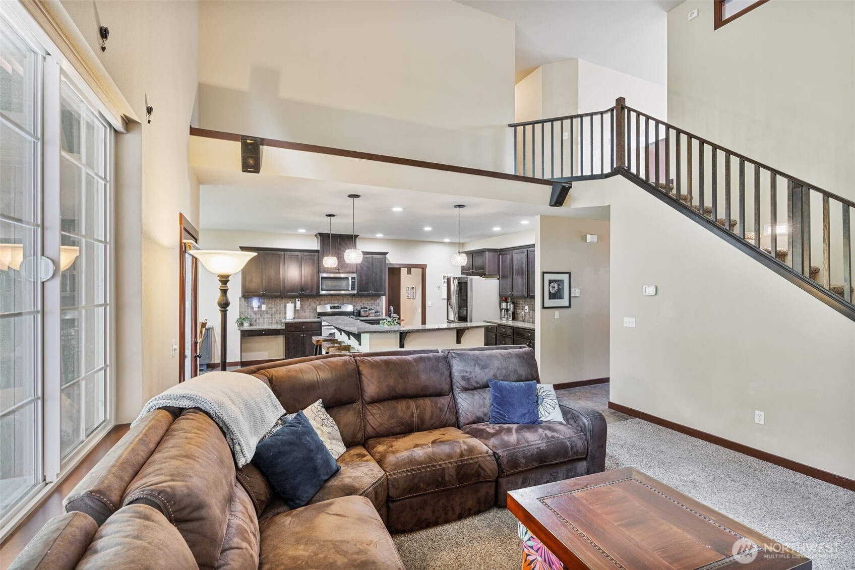 property viewer photo 25