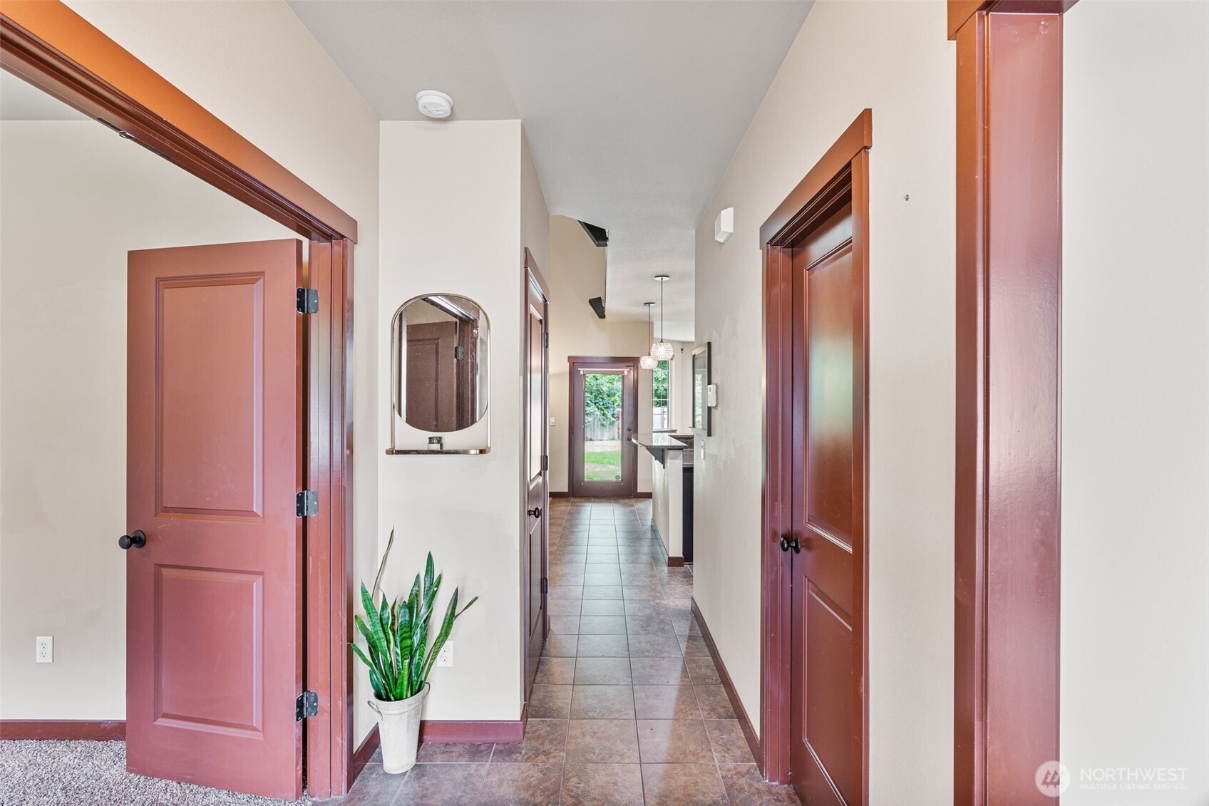 property viewer photo 8