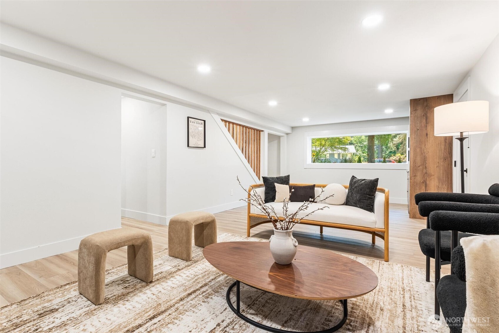 property viewer photo 20