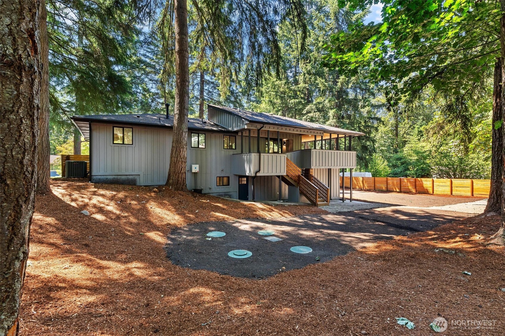 property viewer photo 32