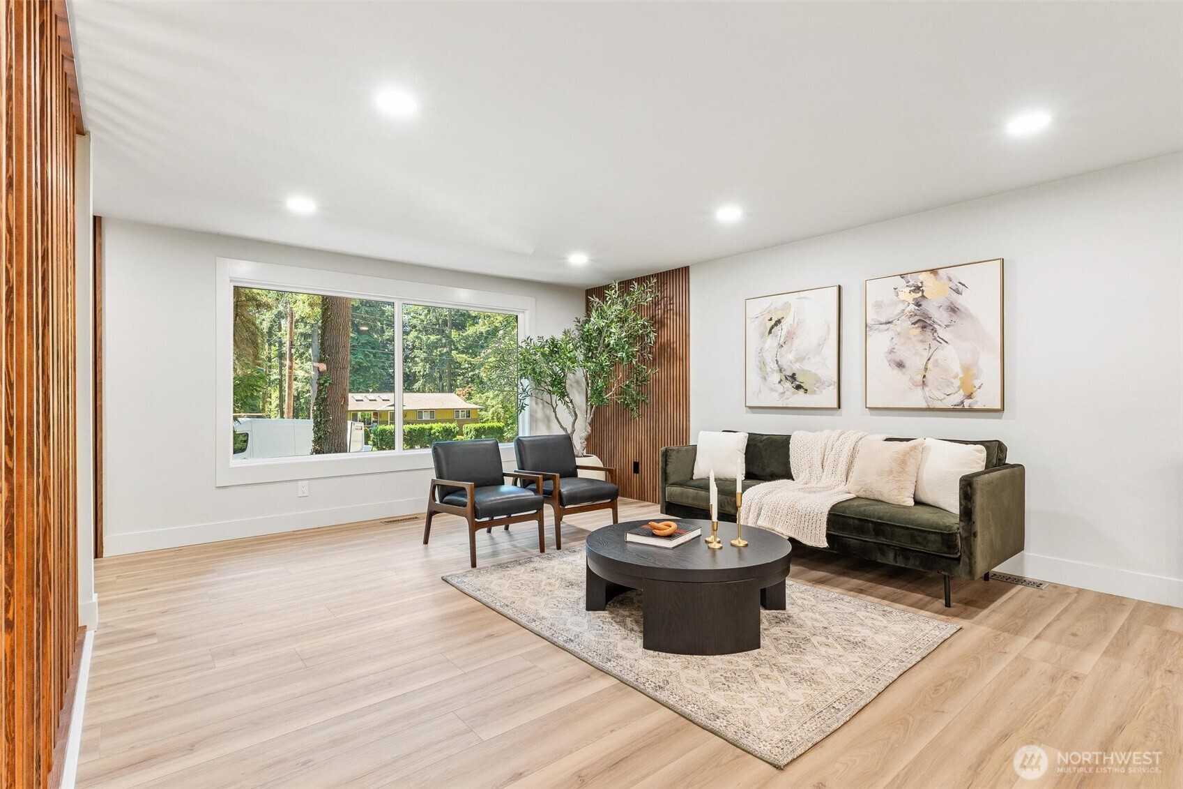 property viewer photo 5