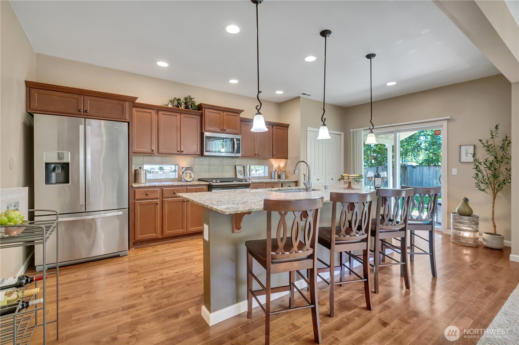 property viewer photo 14