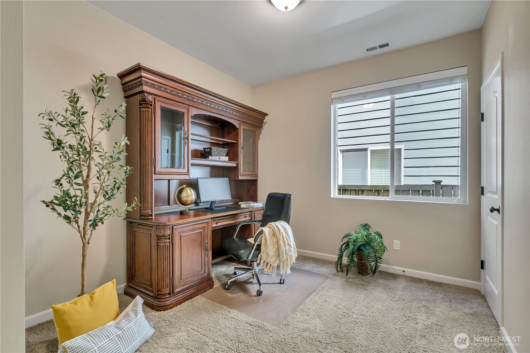 property viewer photo 19