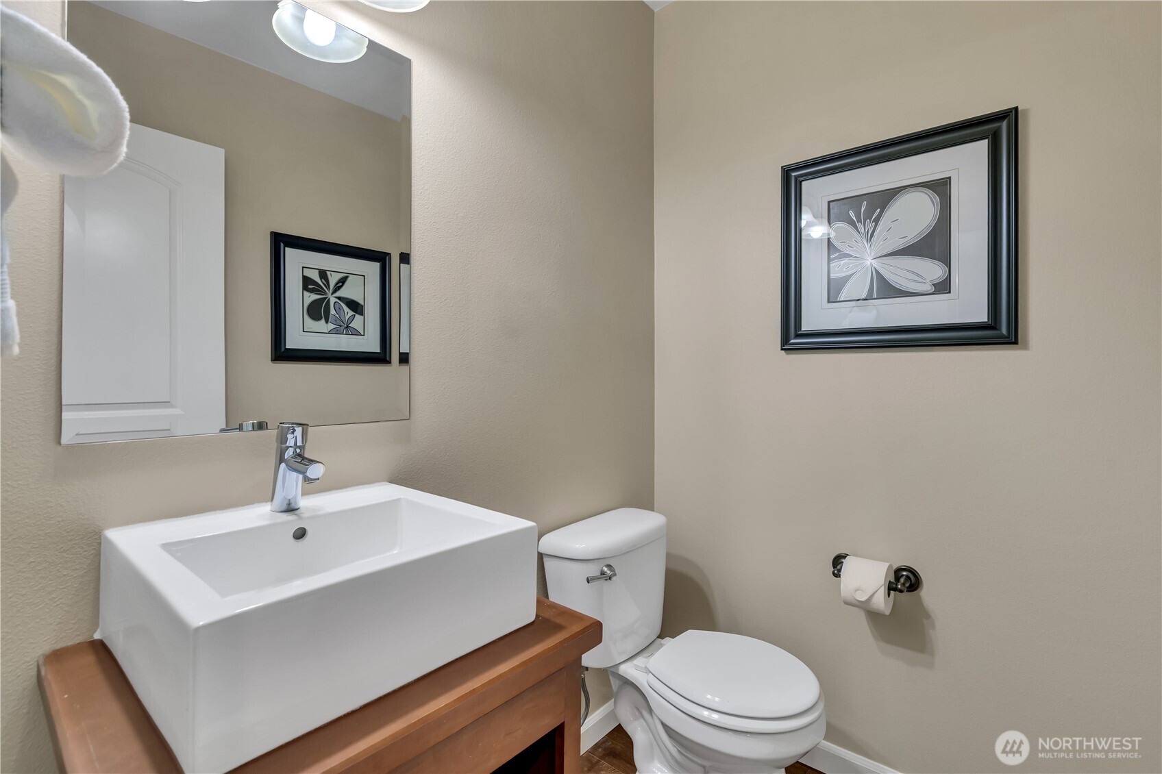 property viewer photo 20