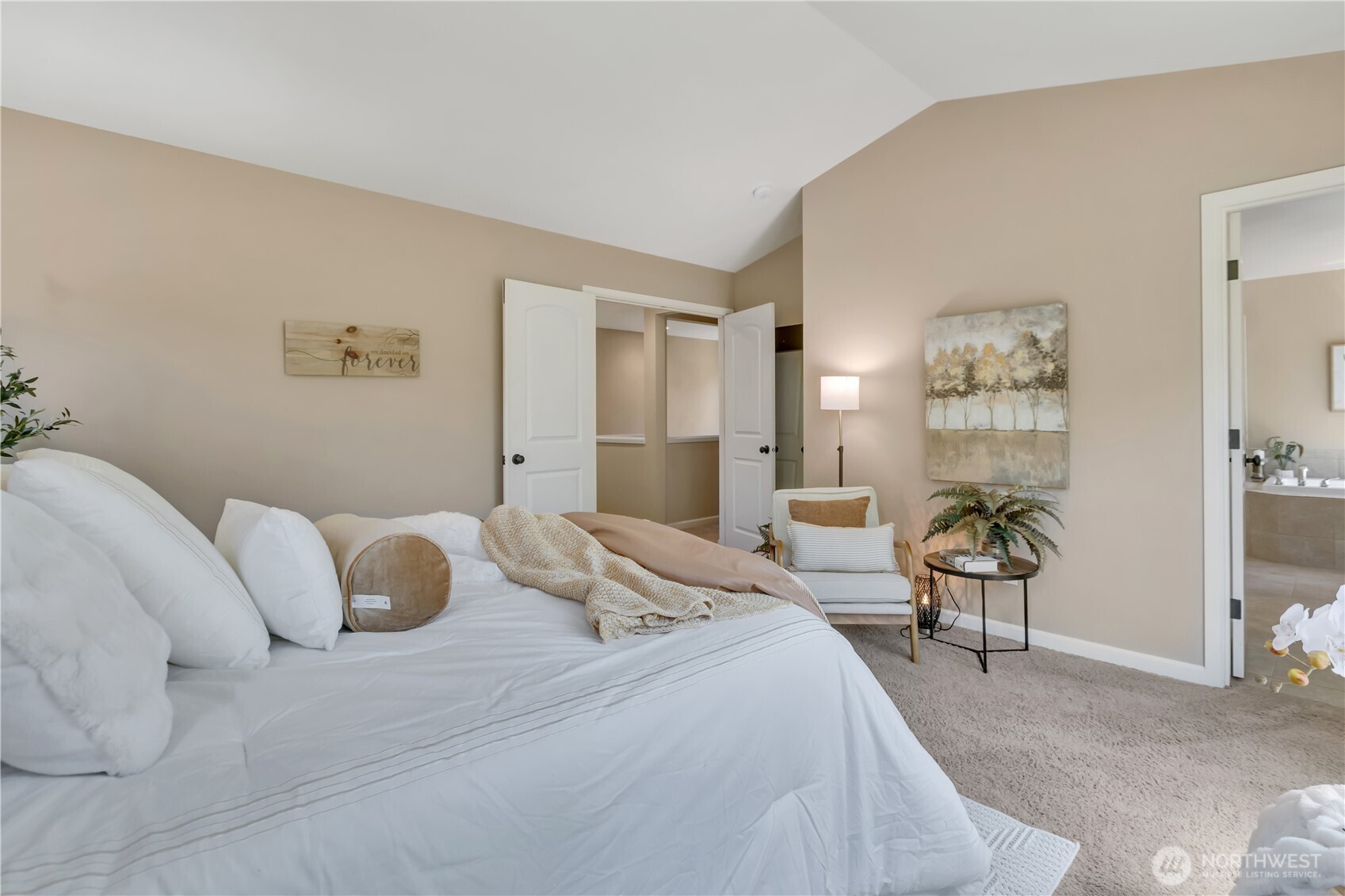 property viewer photo 23