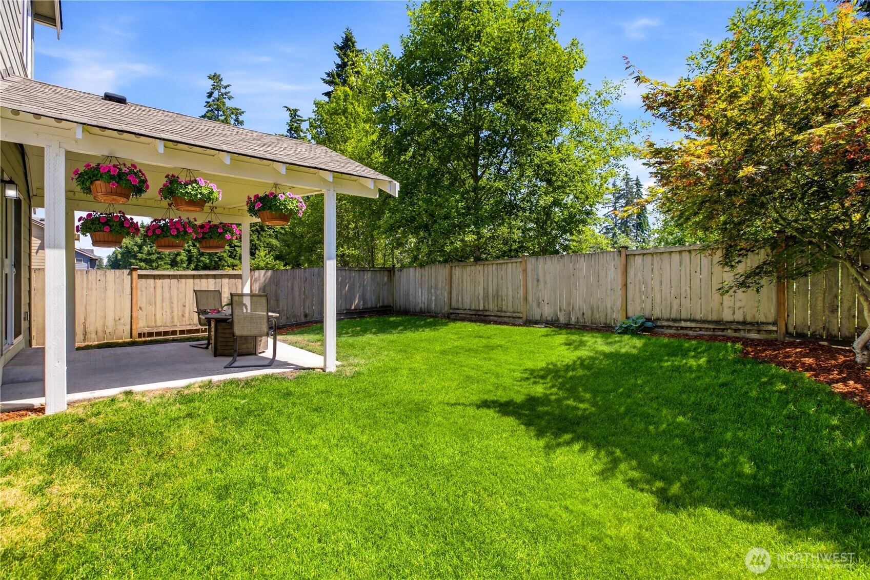 property viewer photo 35