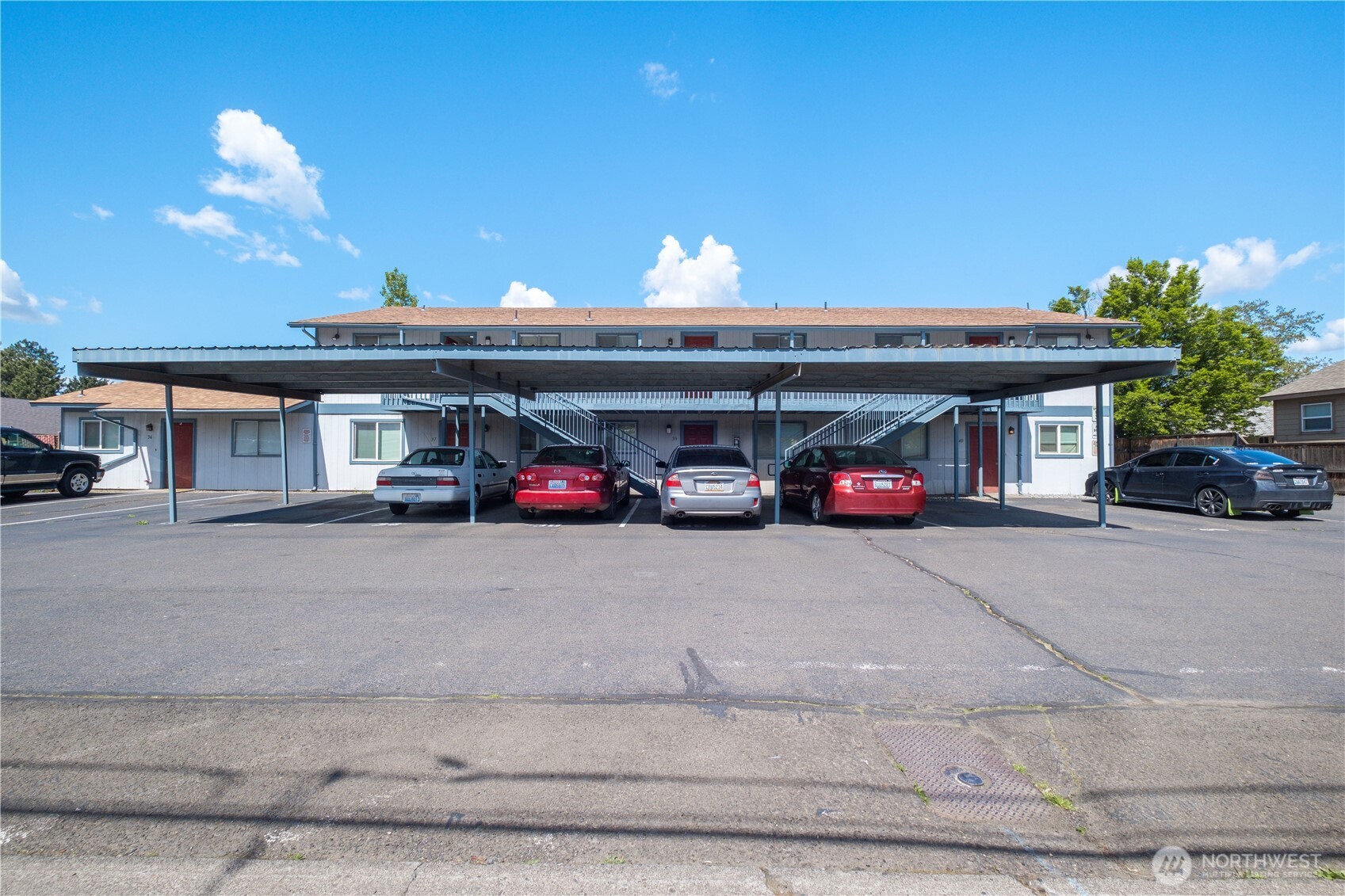main property photo 5