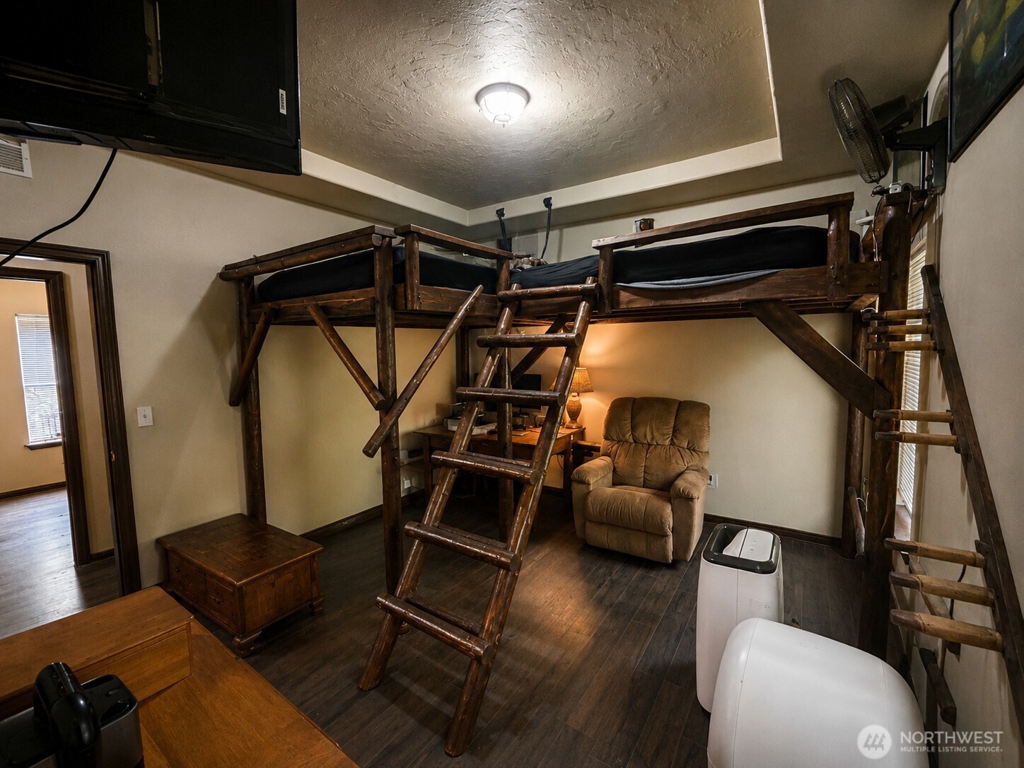 property viewer photo 16