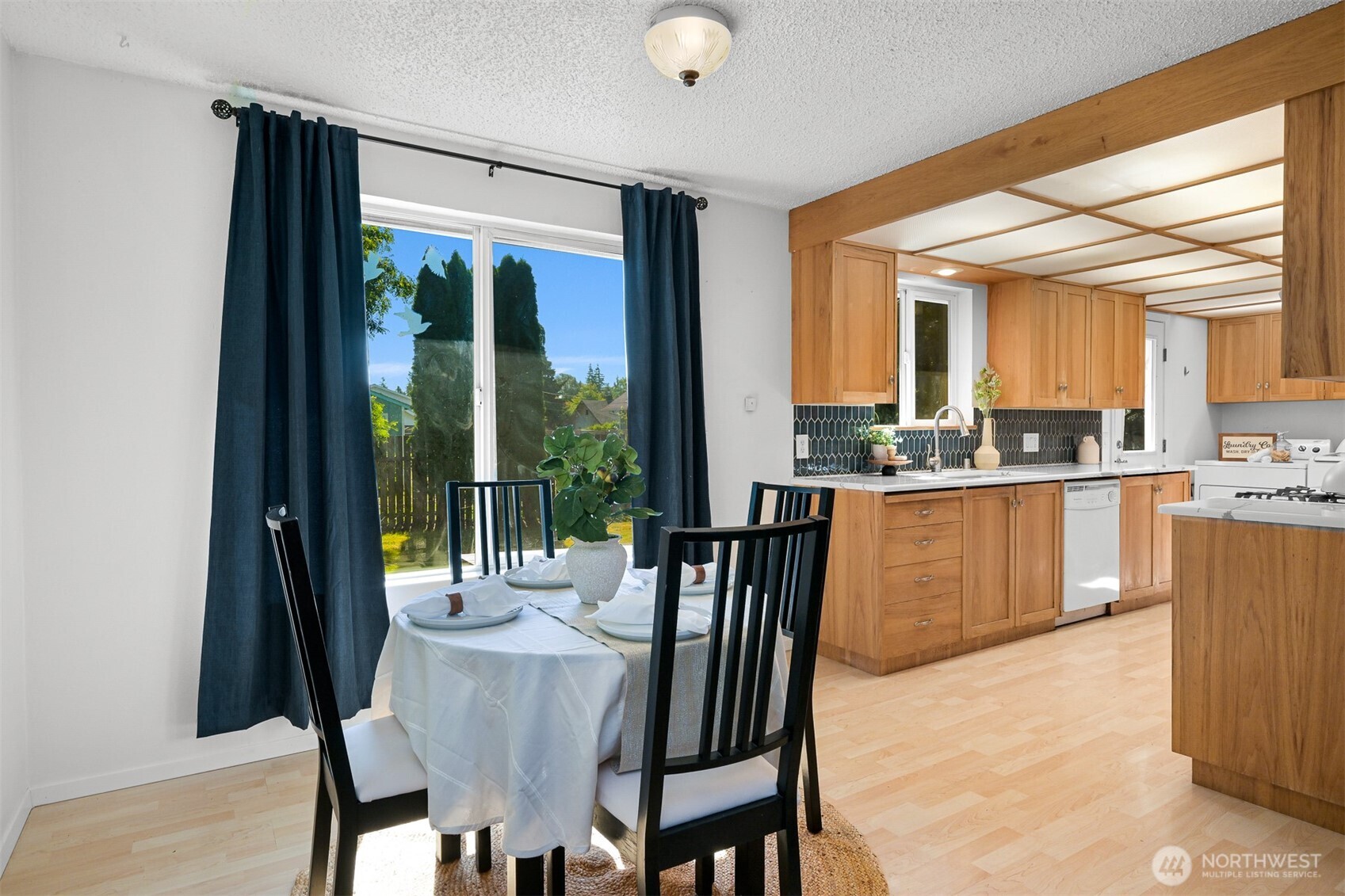 property viewer photo 12