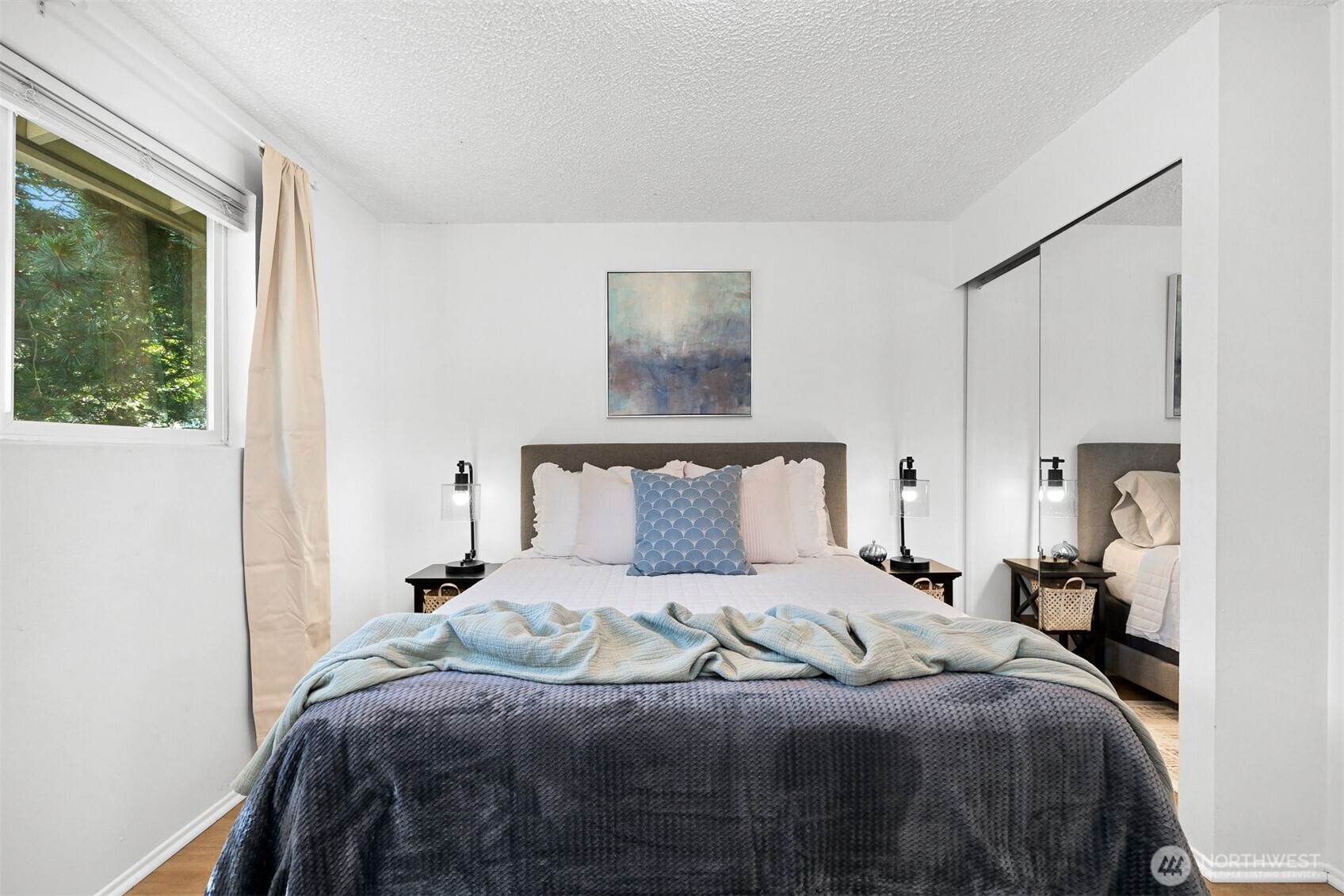 property viewer photo 19