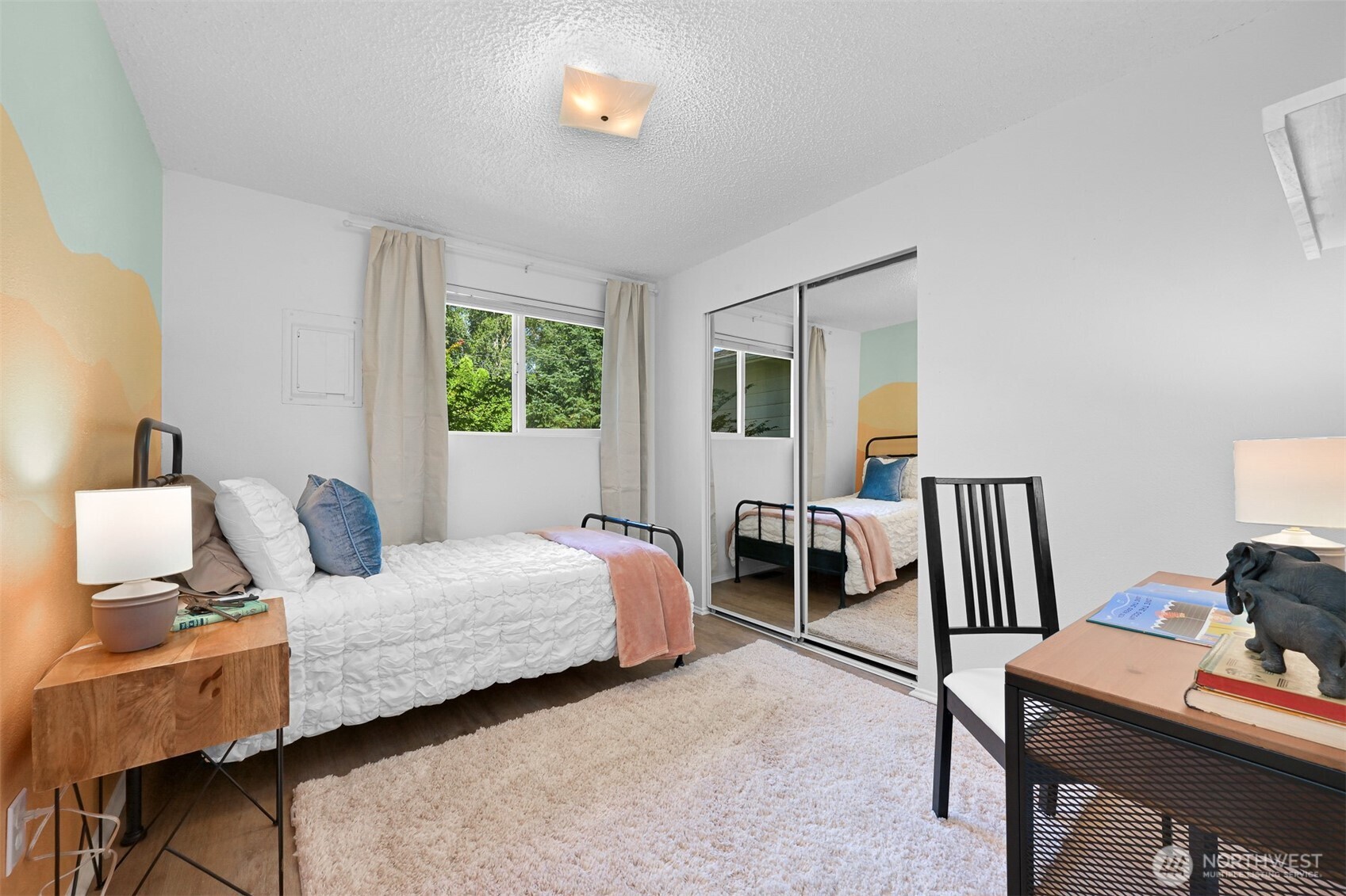 property viewer photo 25