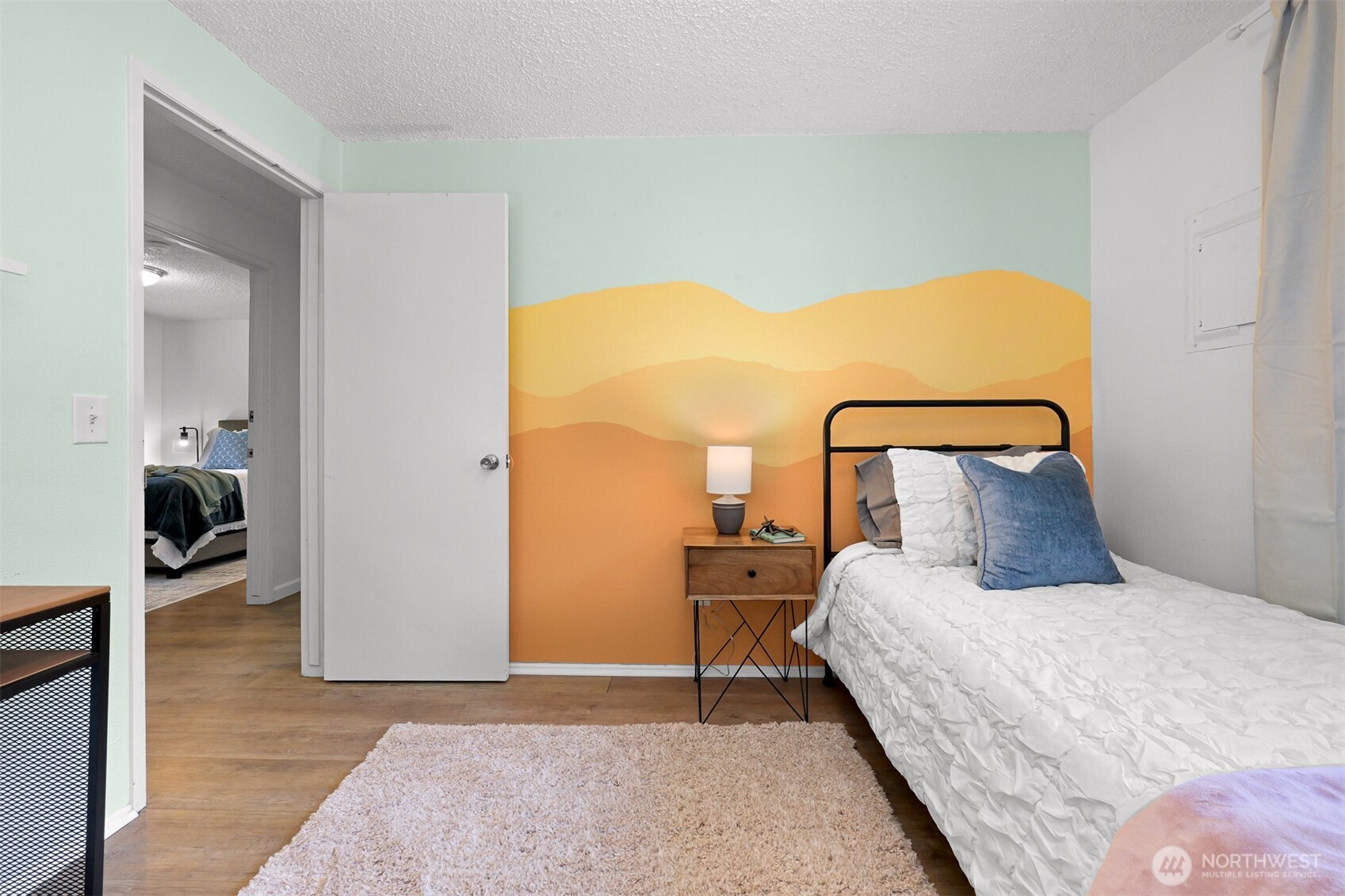 property viewer photo 27