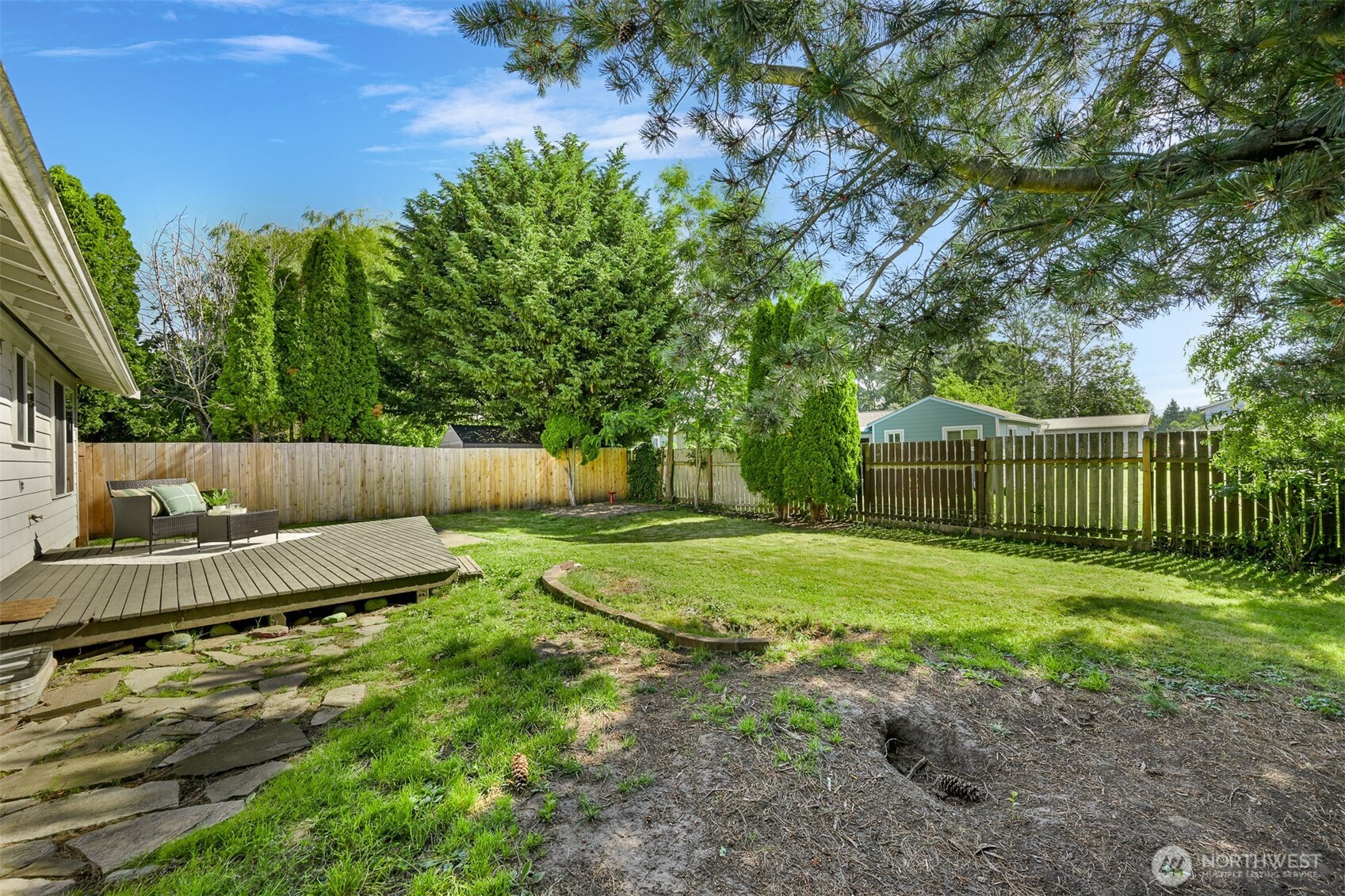 property viewer photo 31