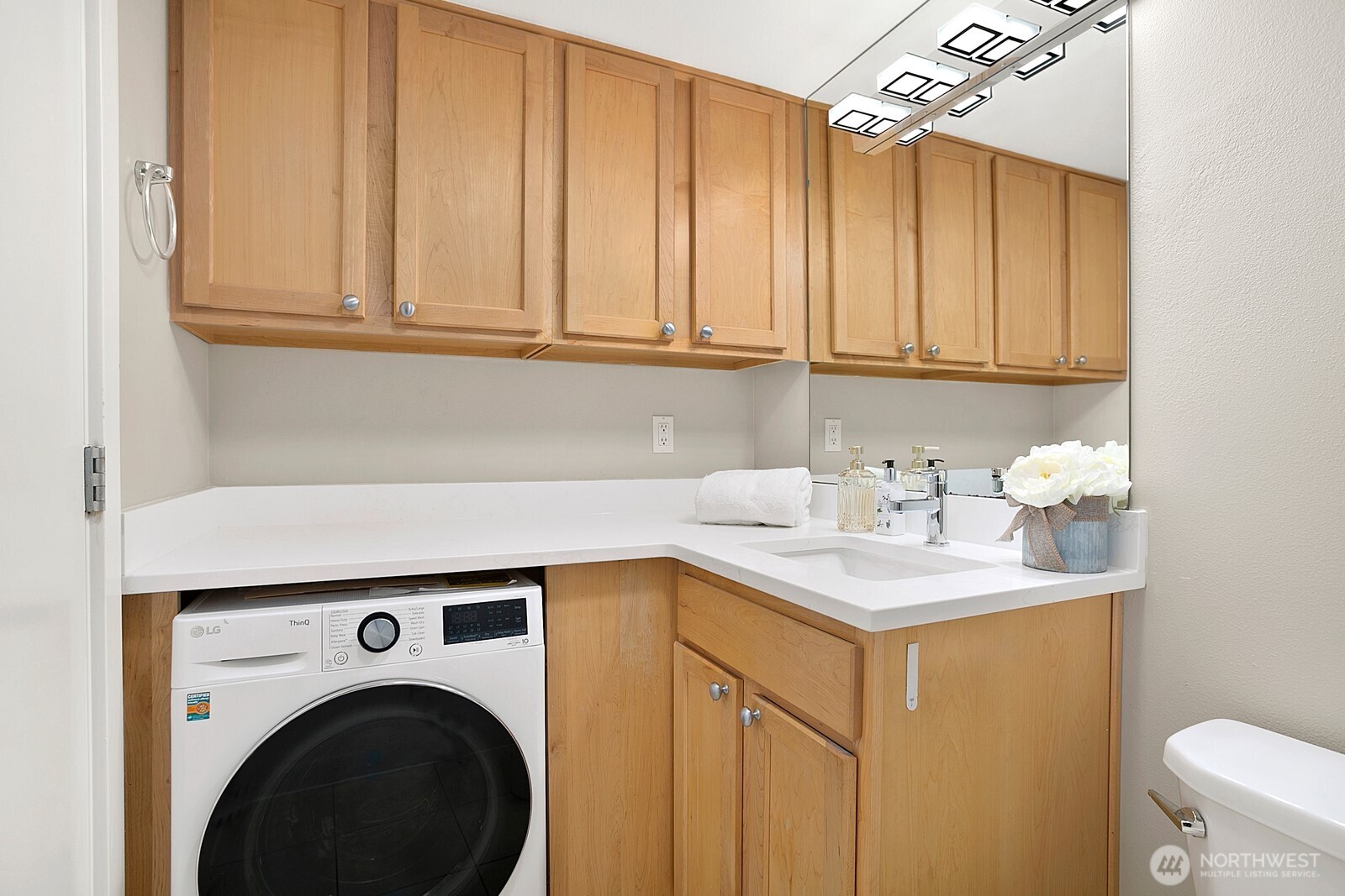 property viewer photo 17