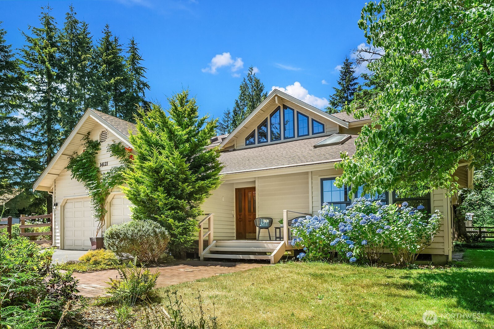 main property photo 0
