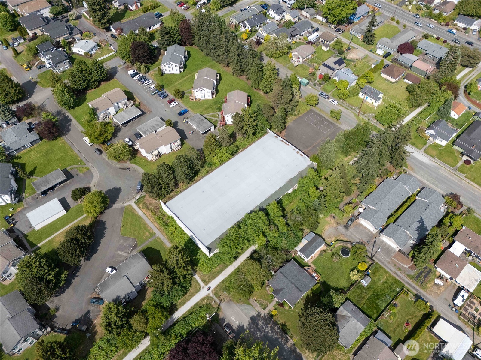 main property photo 6