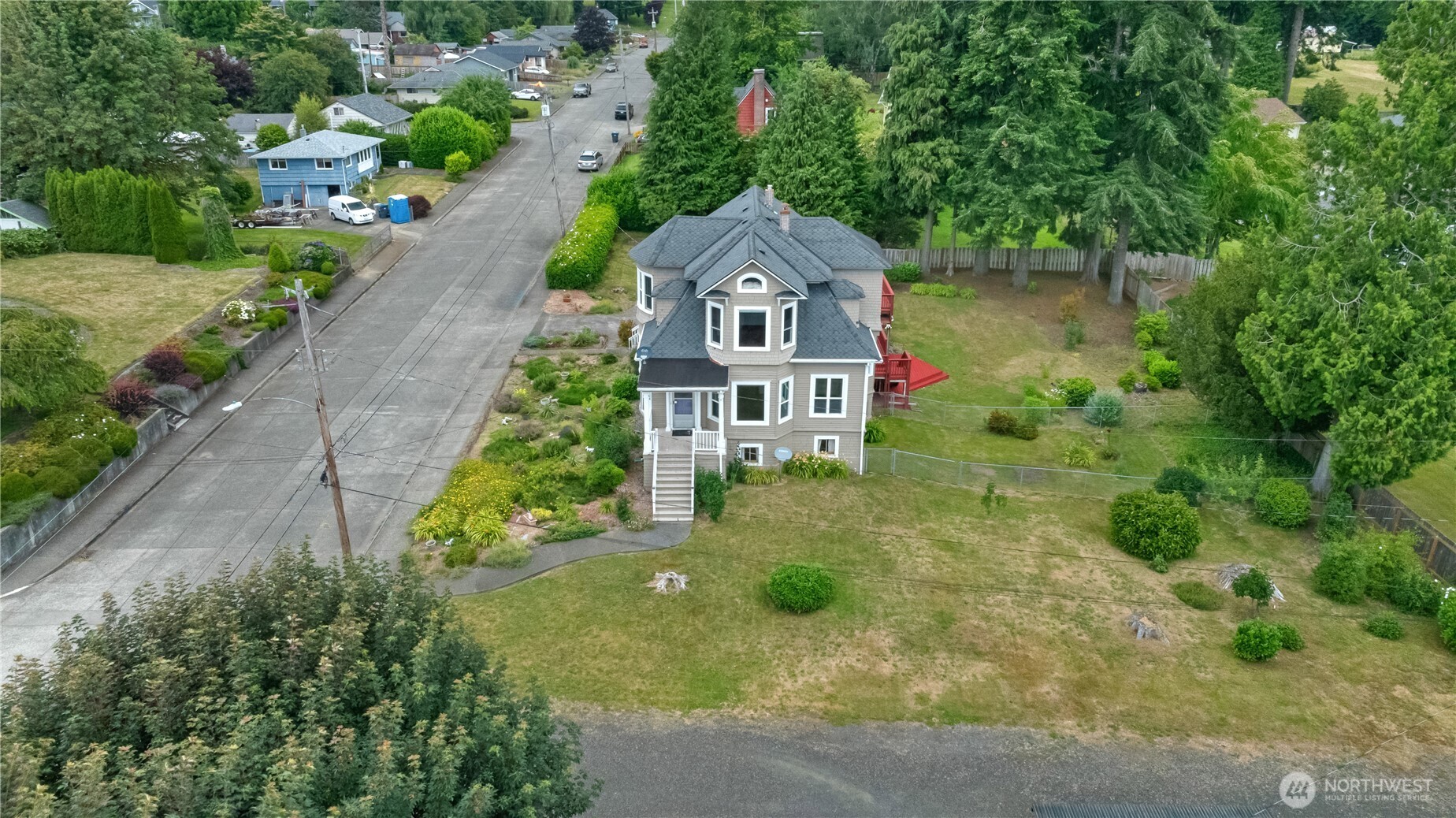 main property photo 0