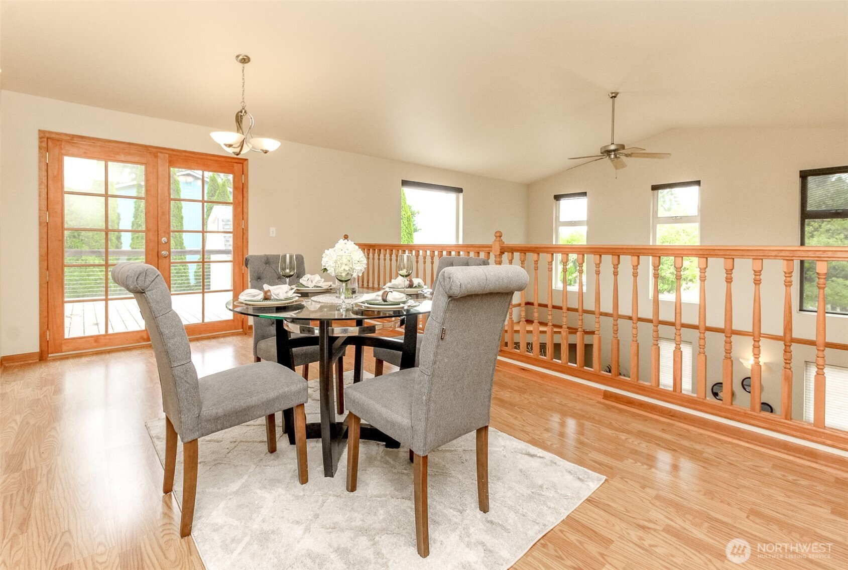 property viewer photo 12