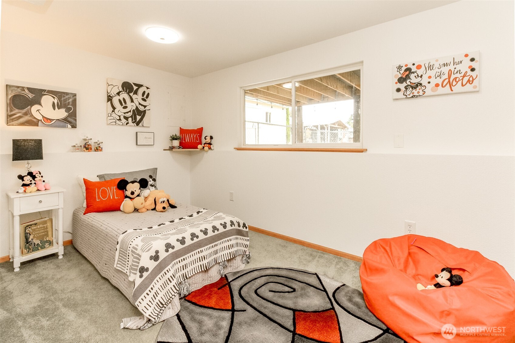 property viewer photo 25