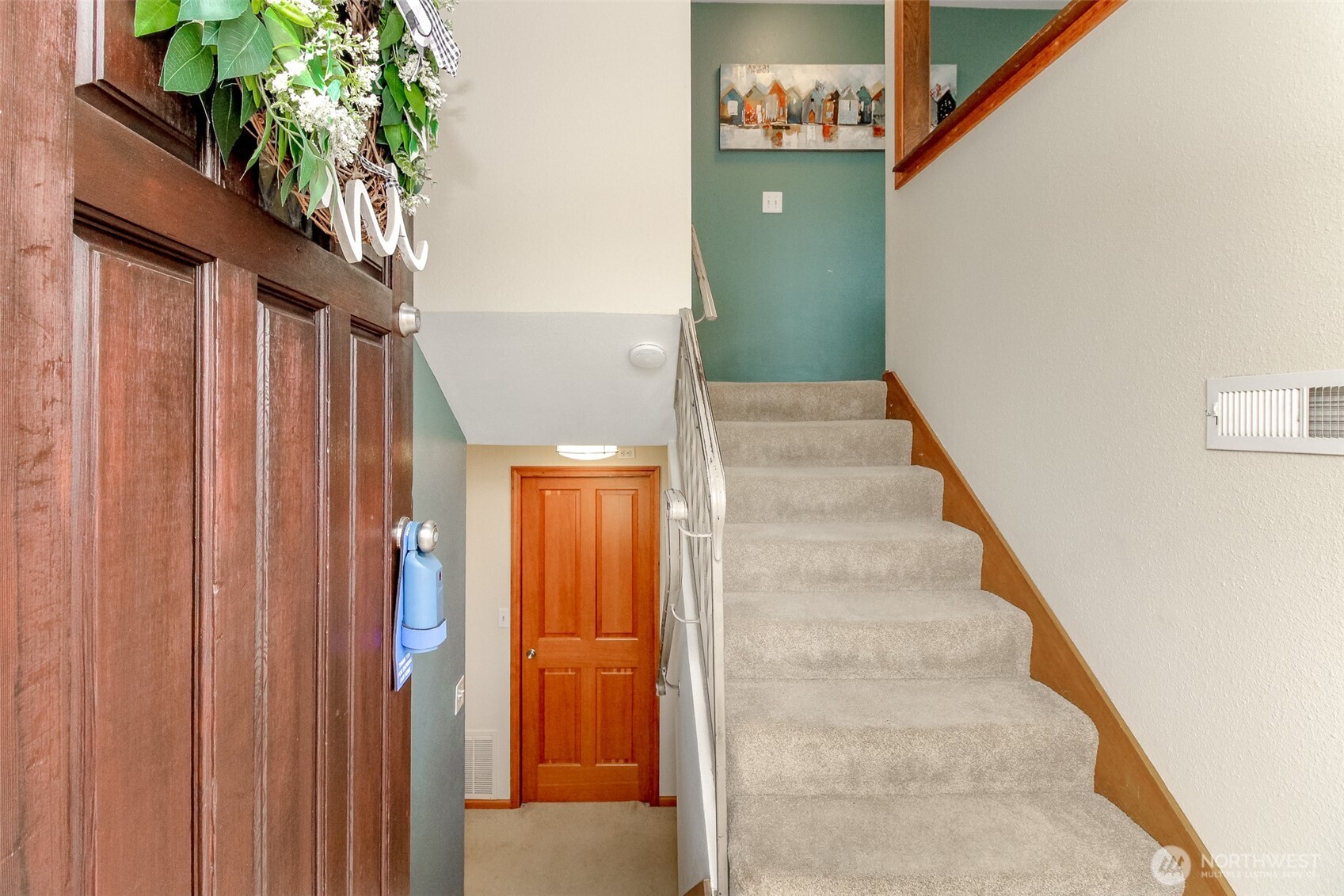 property viewer photo 3