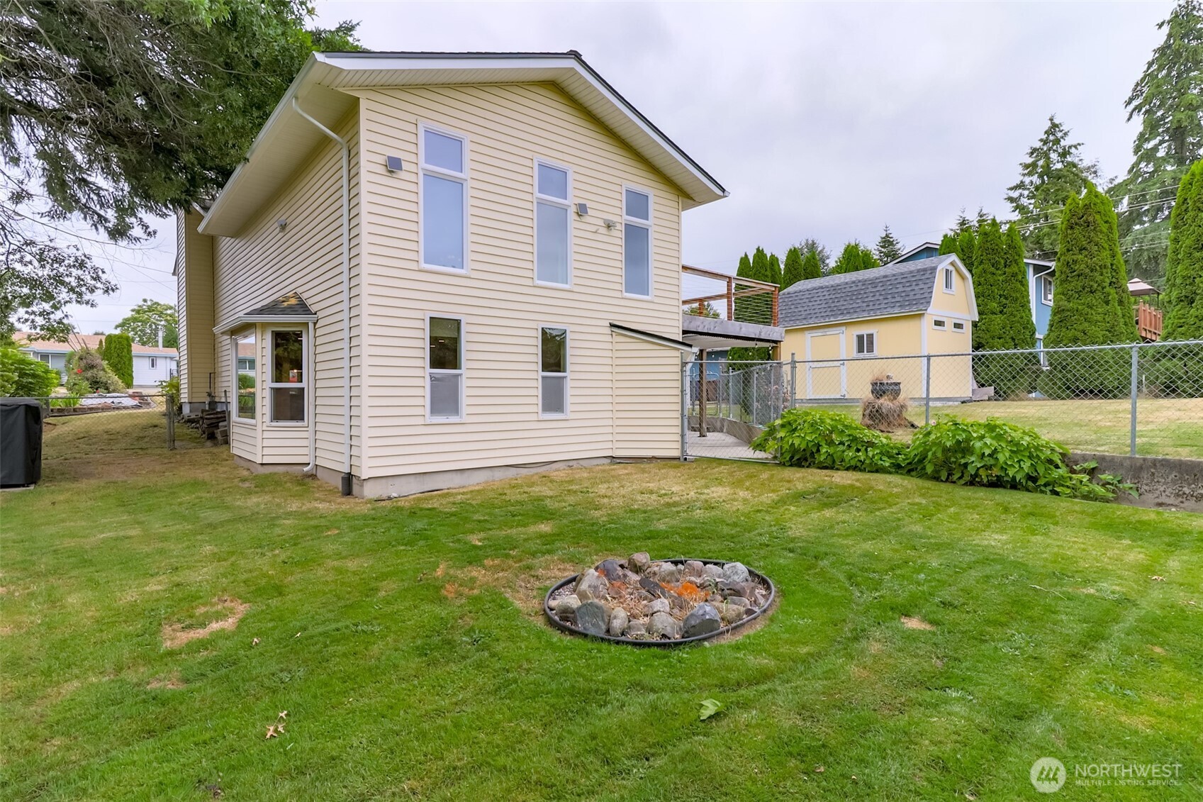 property viewer photo 32