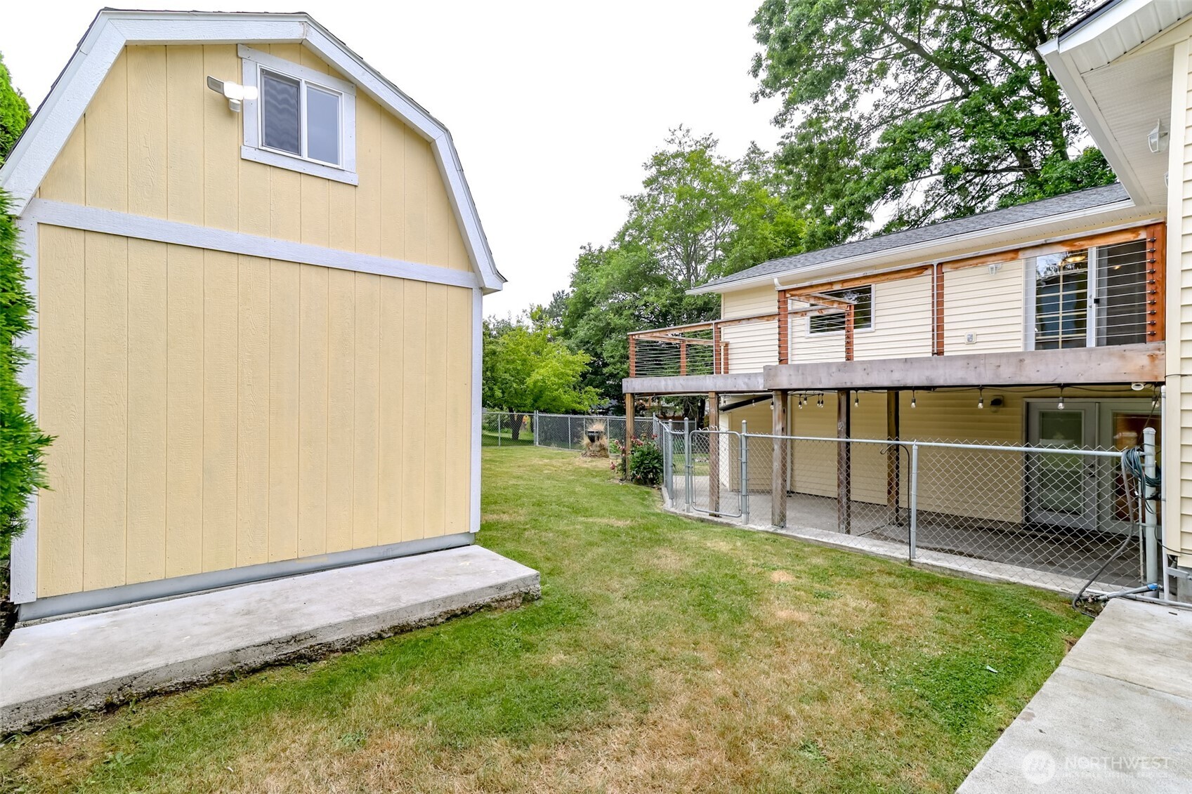 property viewer photo 34