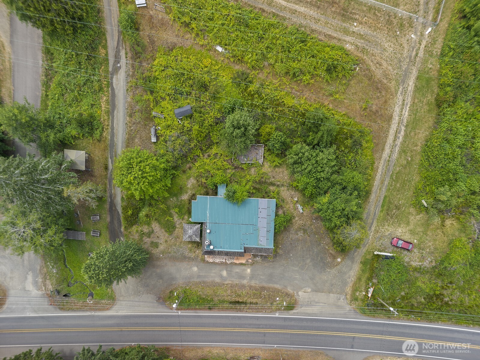 main property photo 17