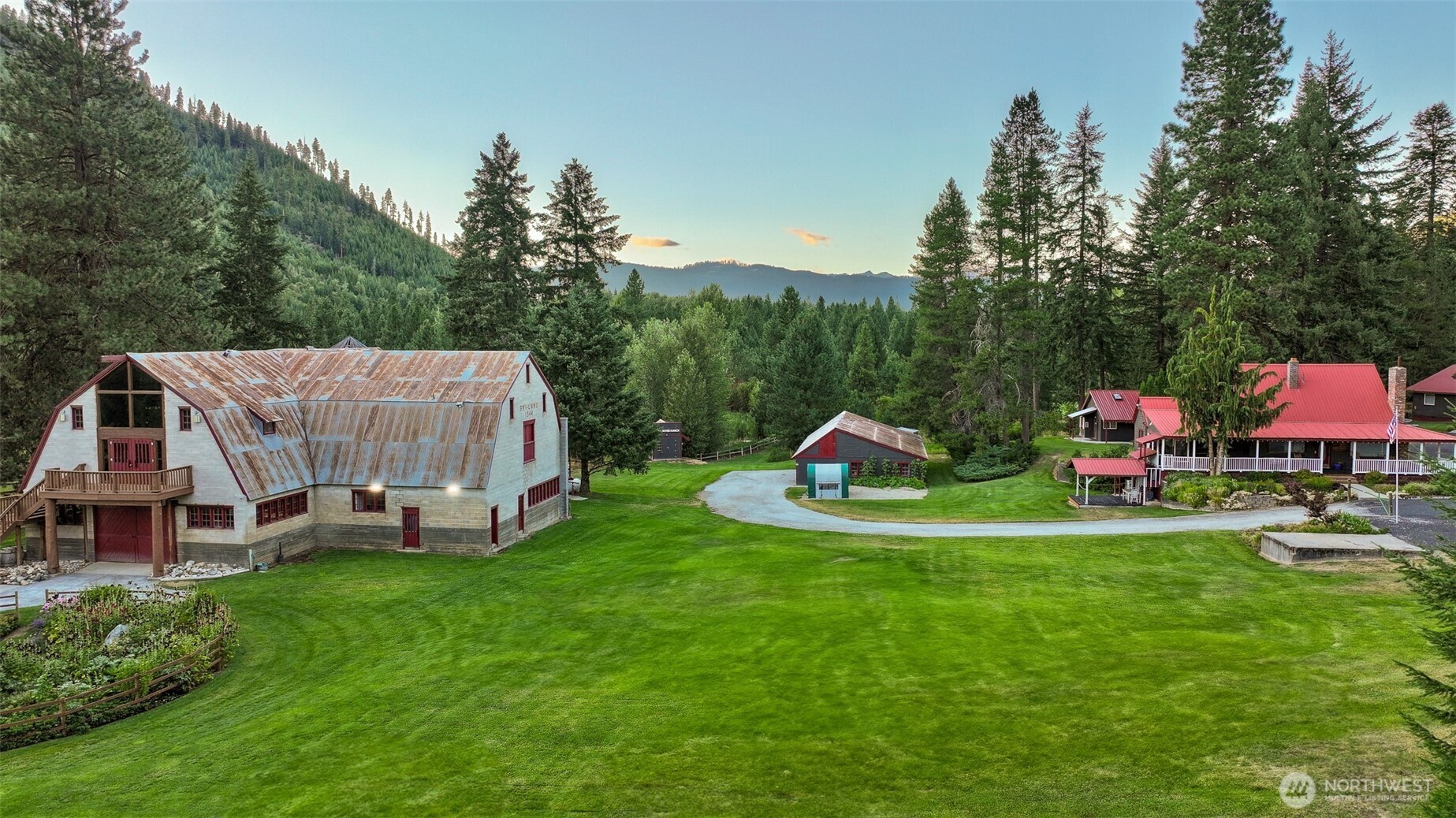 main property photo 5