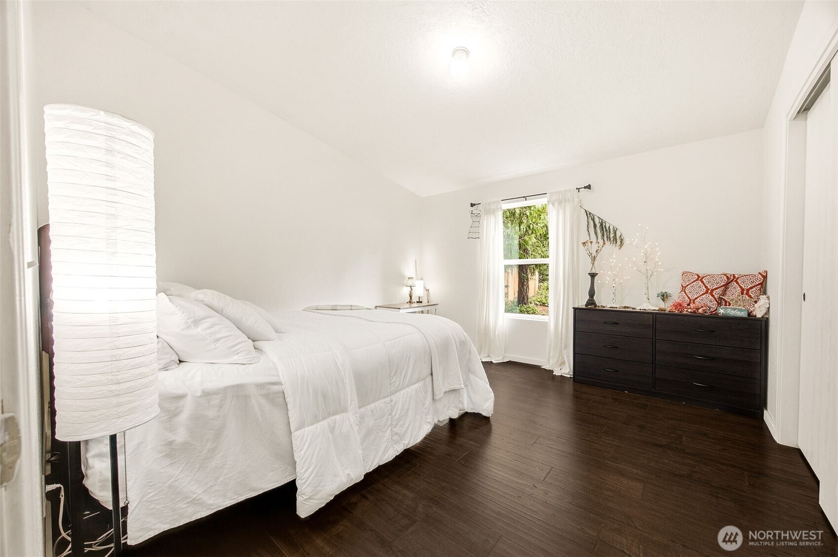 property viewer photo 10