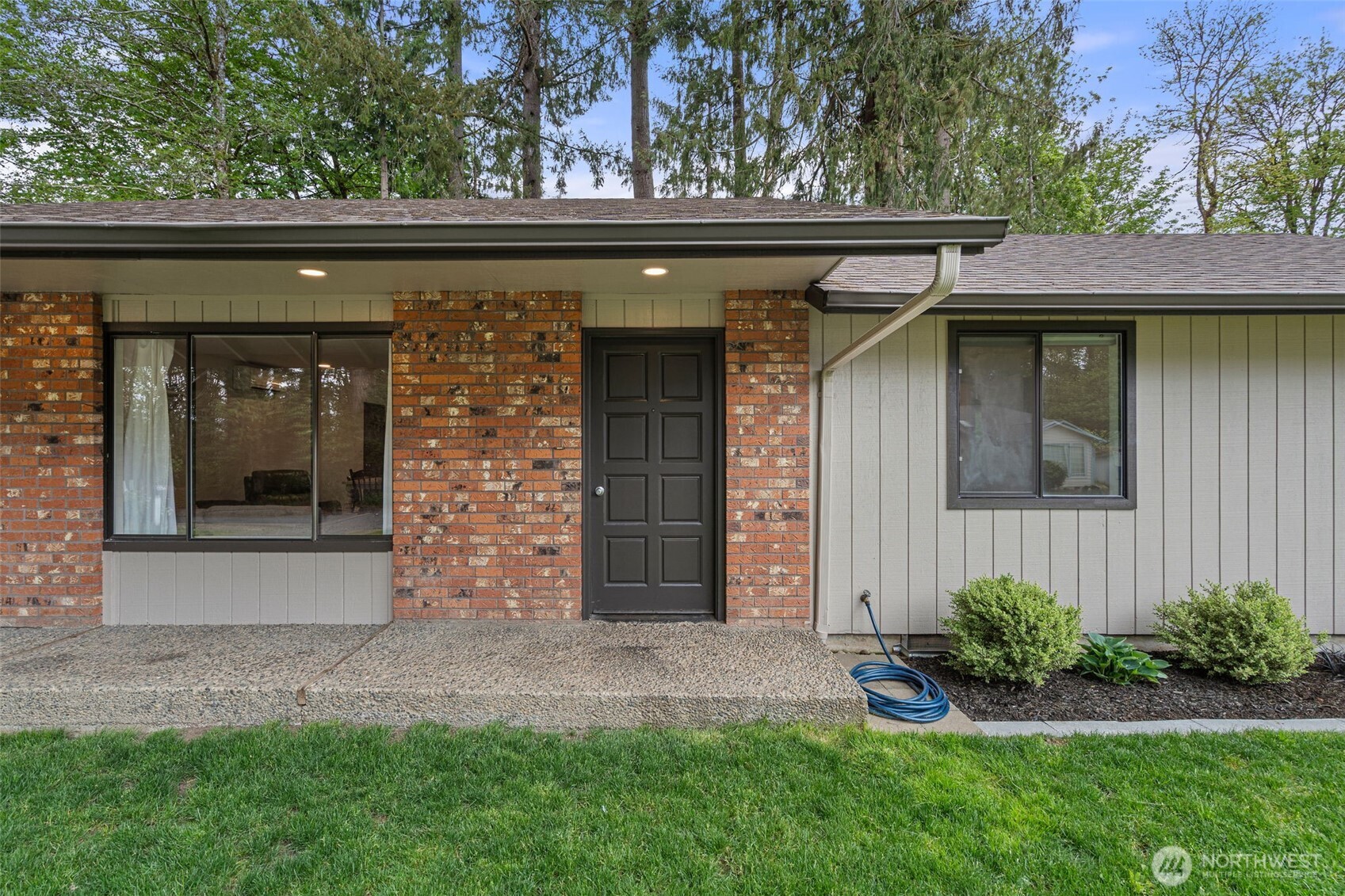 property viewer photo 1