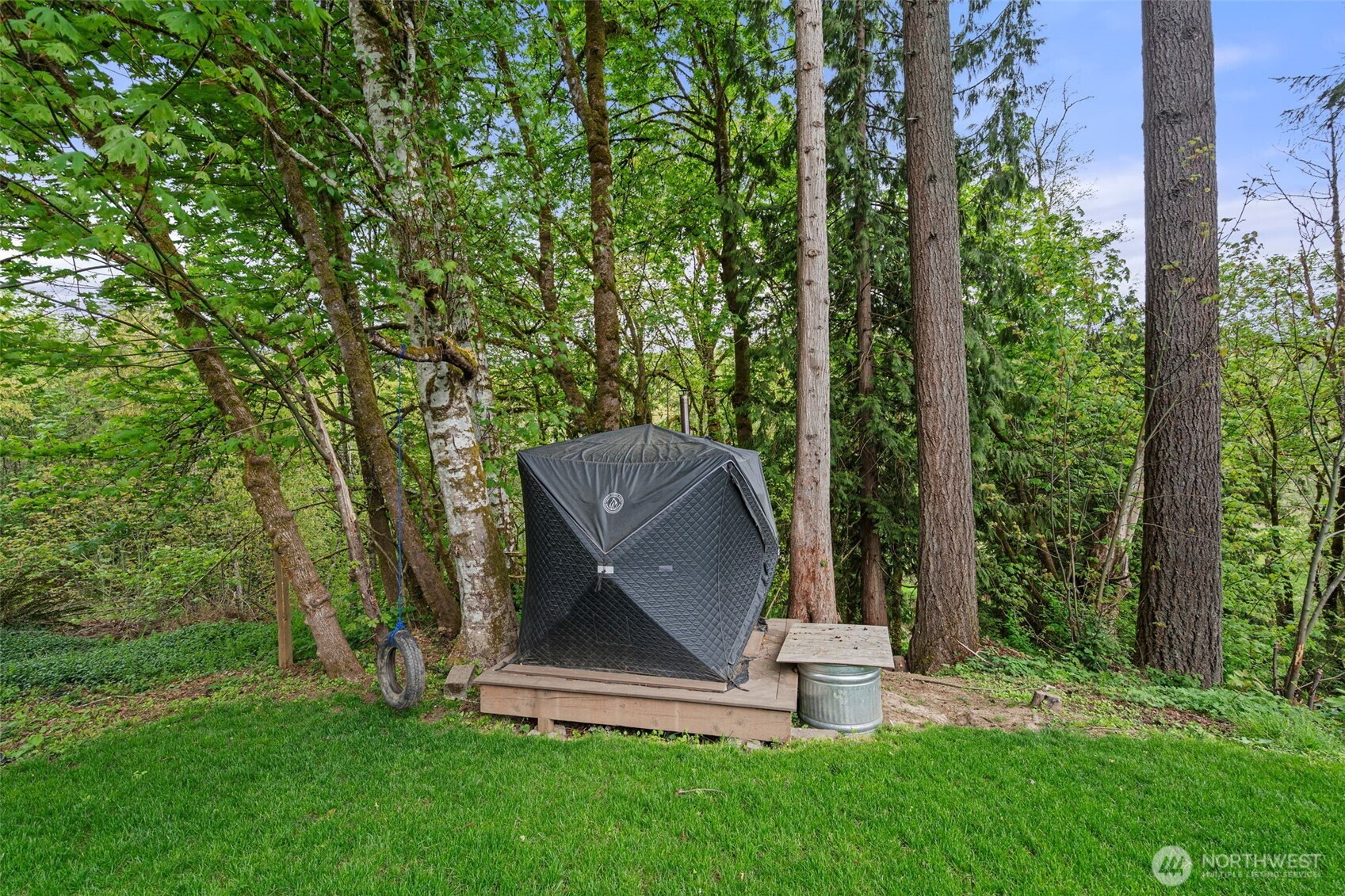 property viewer photo 25